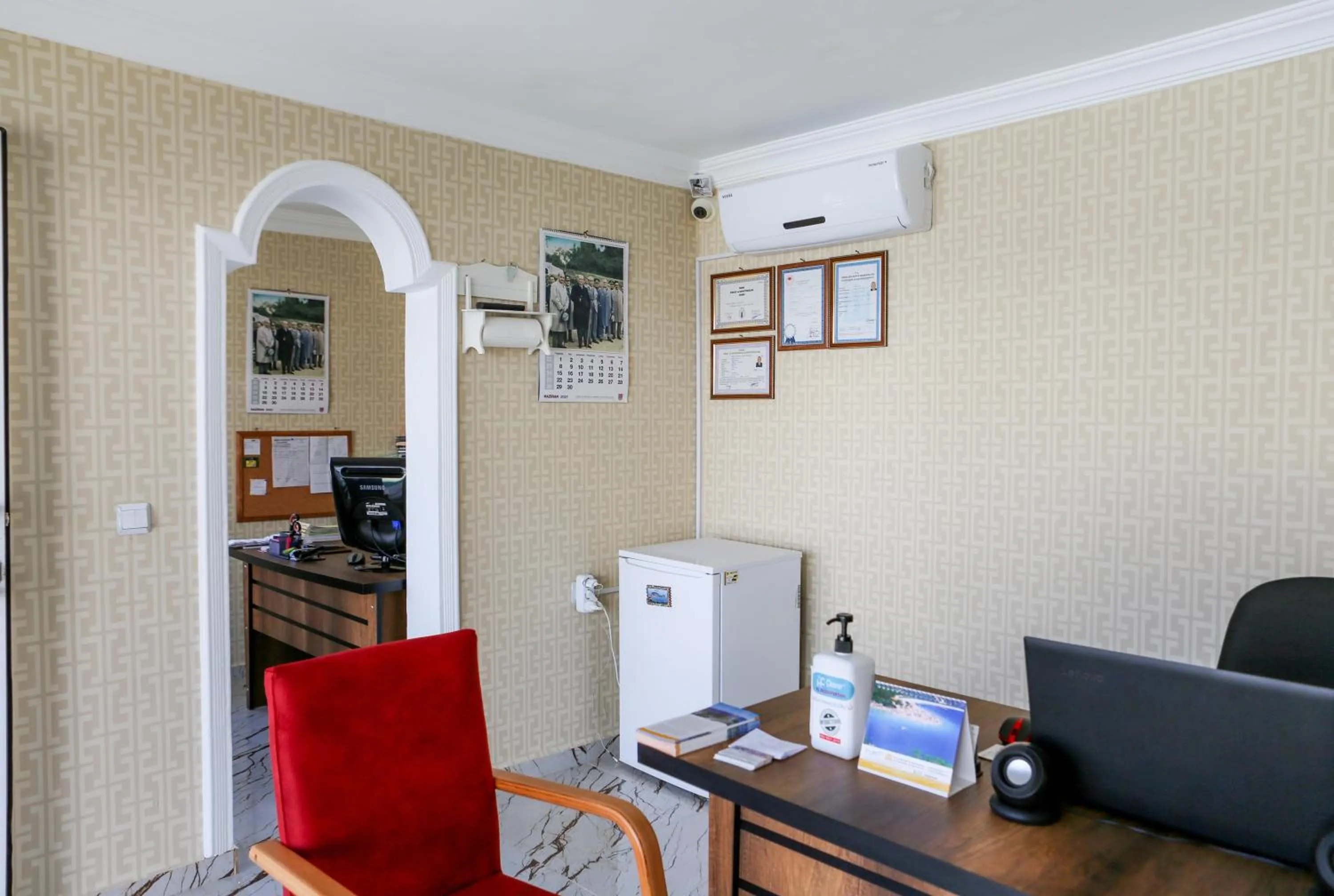 Lobby or reception in Sunset Village