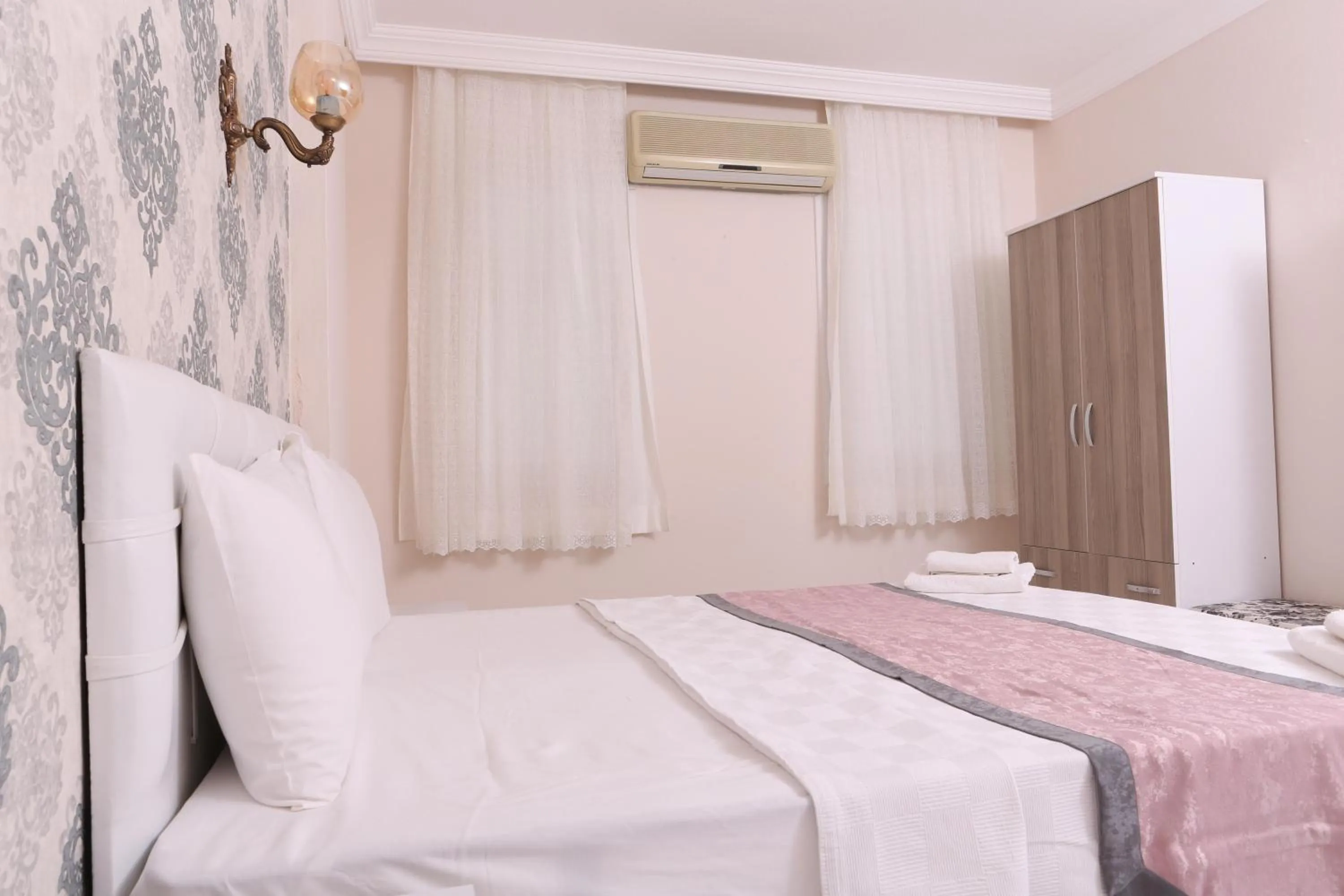 Bedroom in Sunset Village