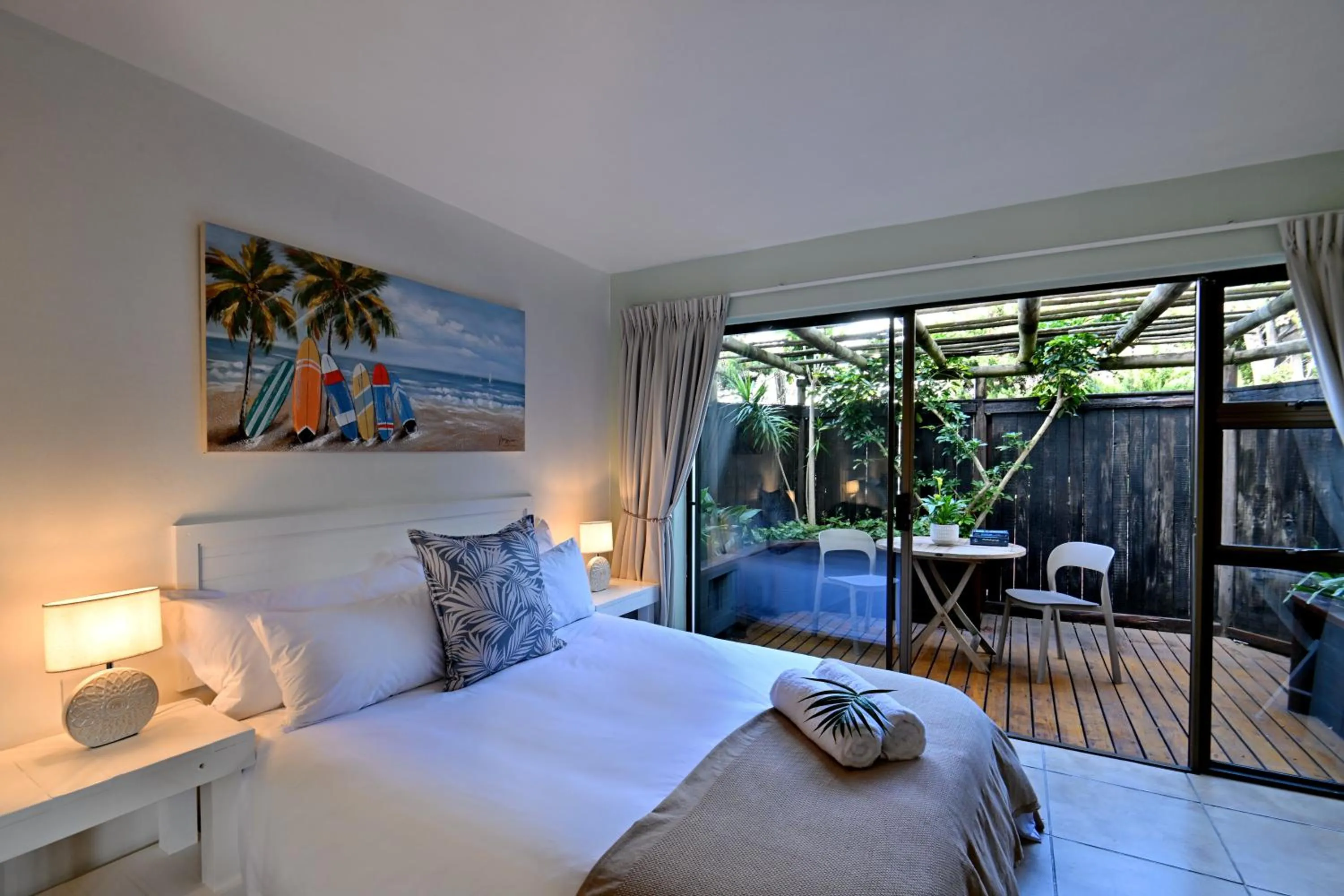 Balcony/Terrace, Bed in BonBini Guest House