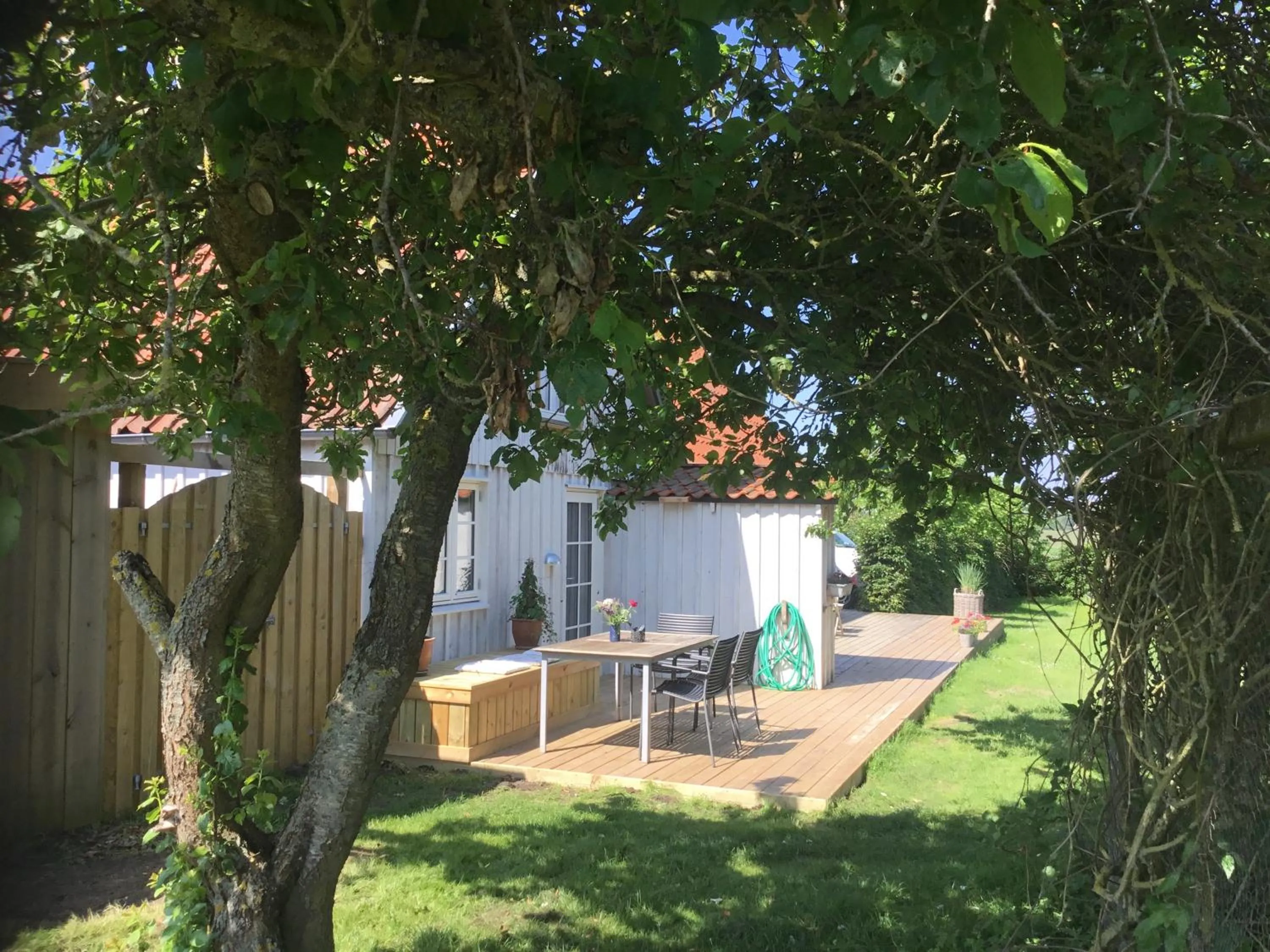 Garden view in Marielyst B&B - Apartments