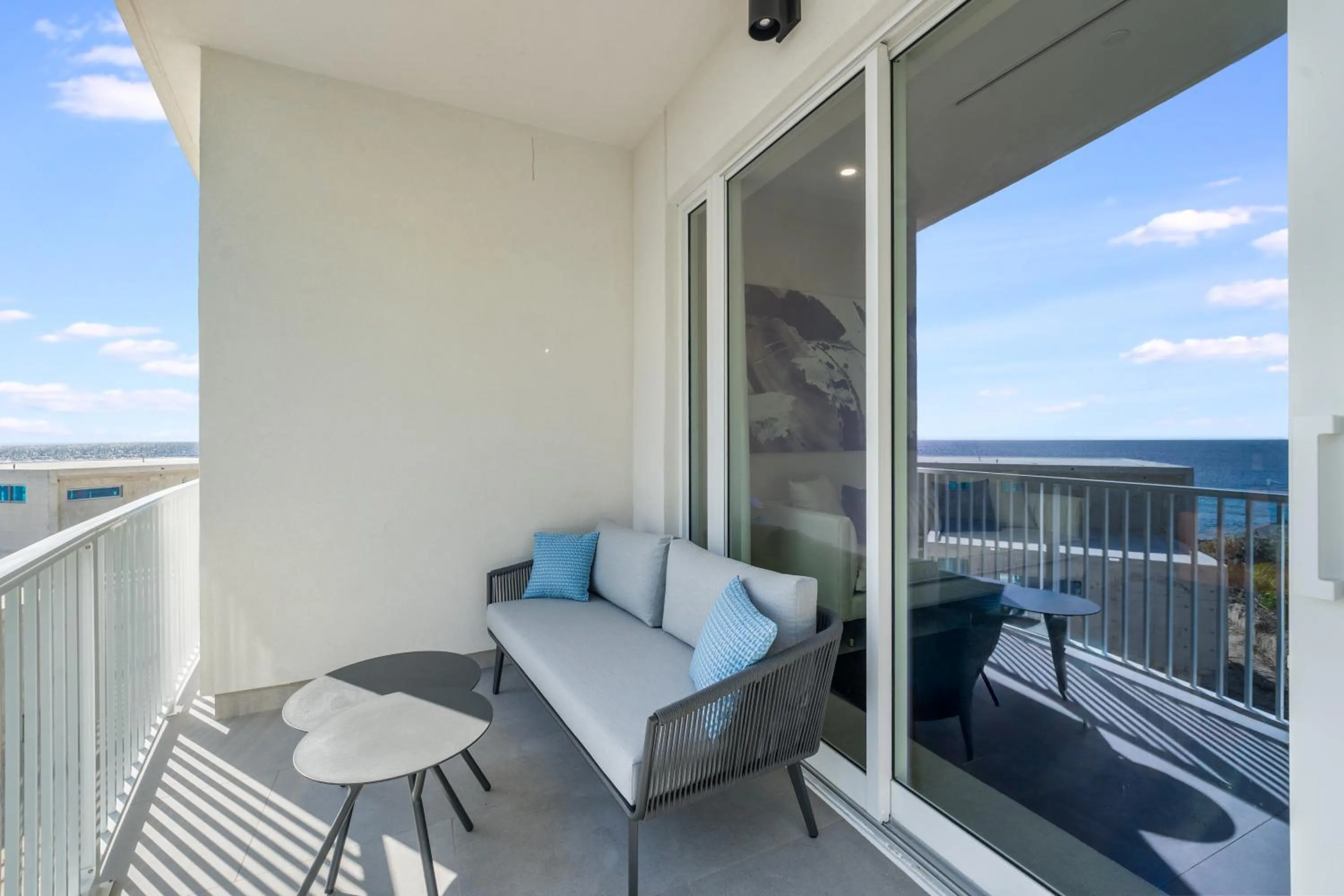 Balcony/Terrace in Point West Premier Rentals