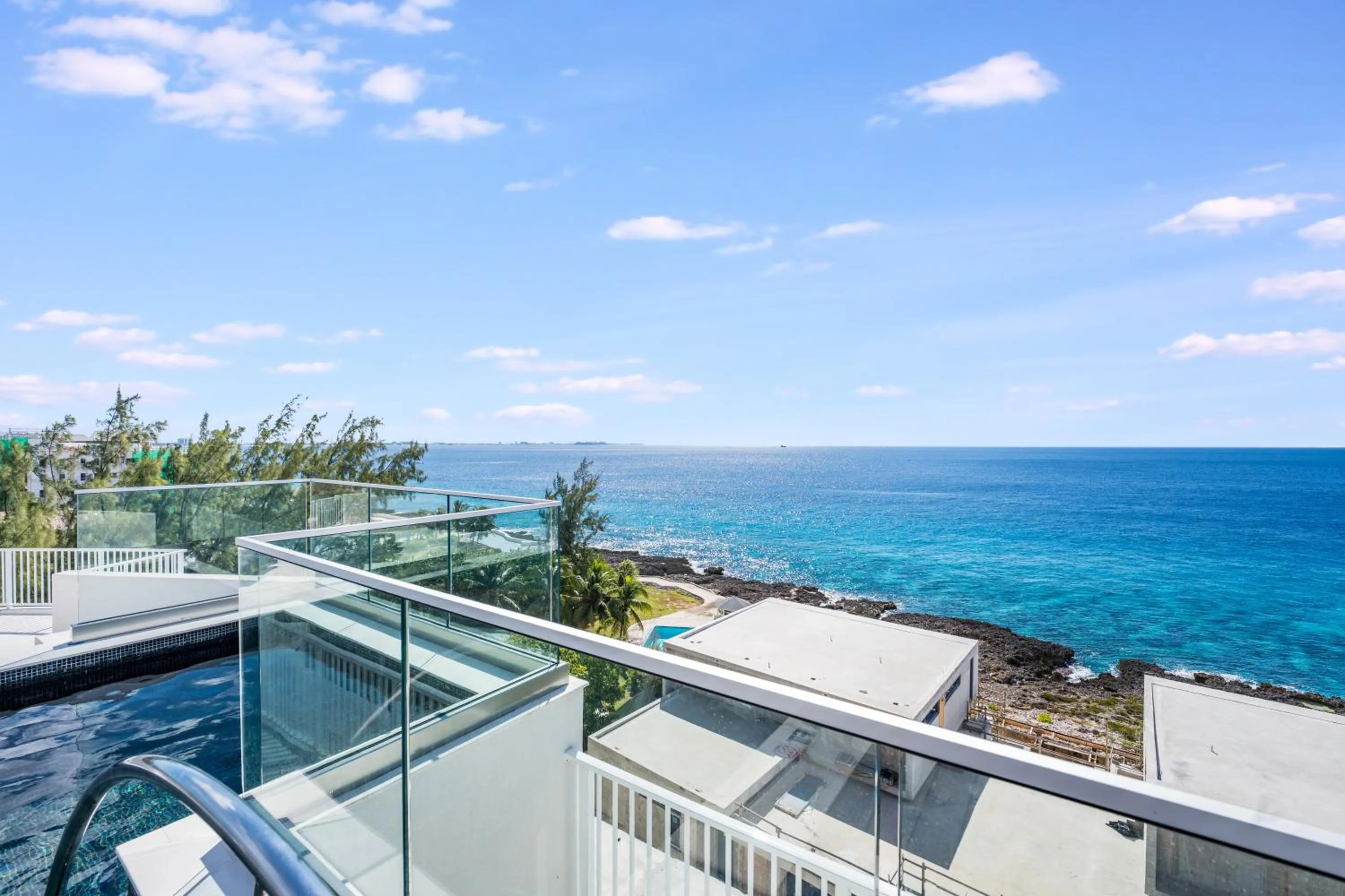 Balcony/Terrace in Point West Premier Rentals