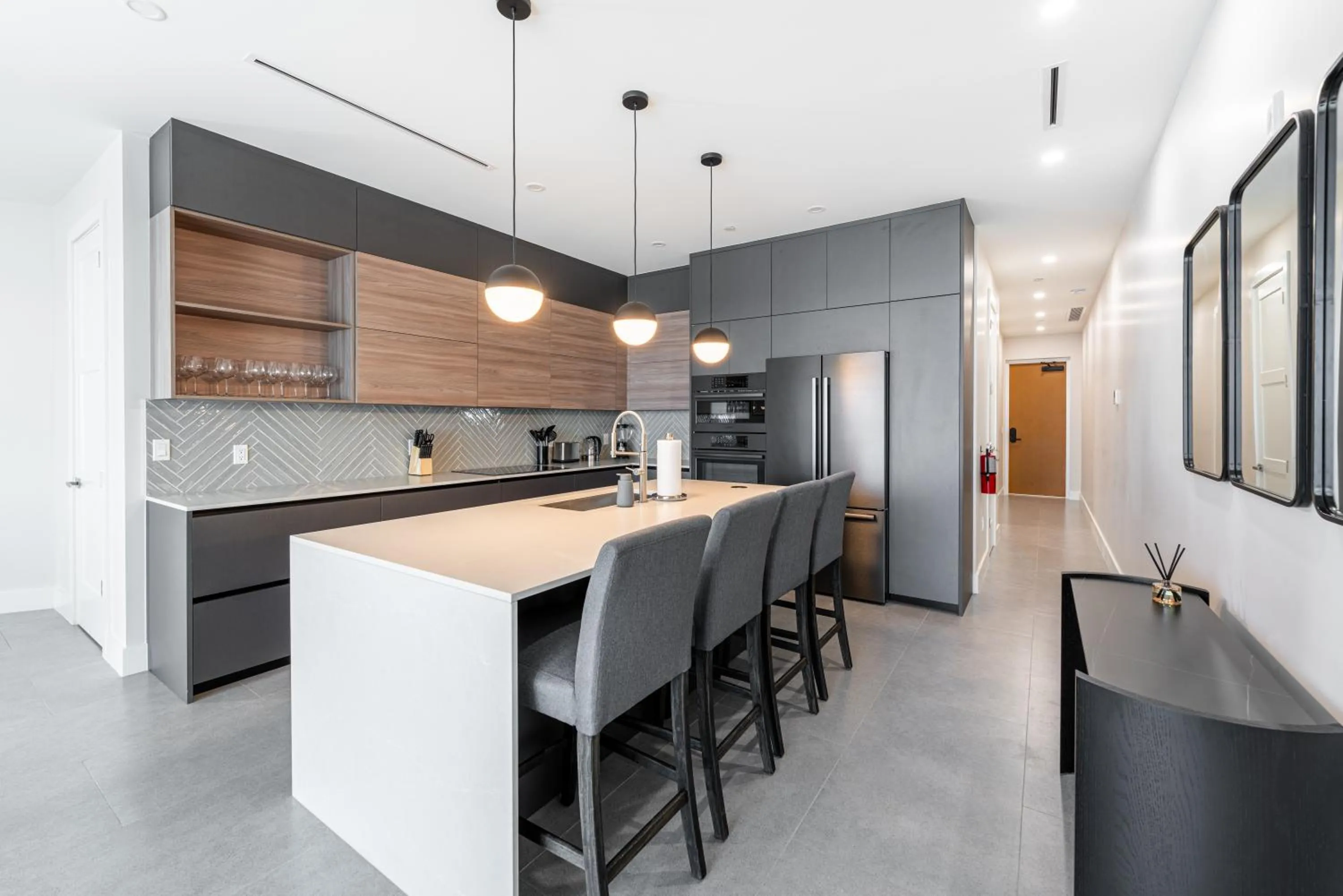 Kitchen or kitchenette in Point West Premier Rentals