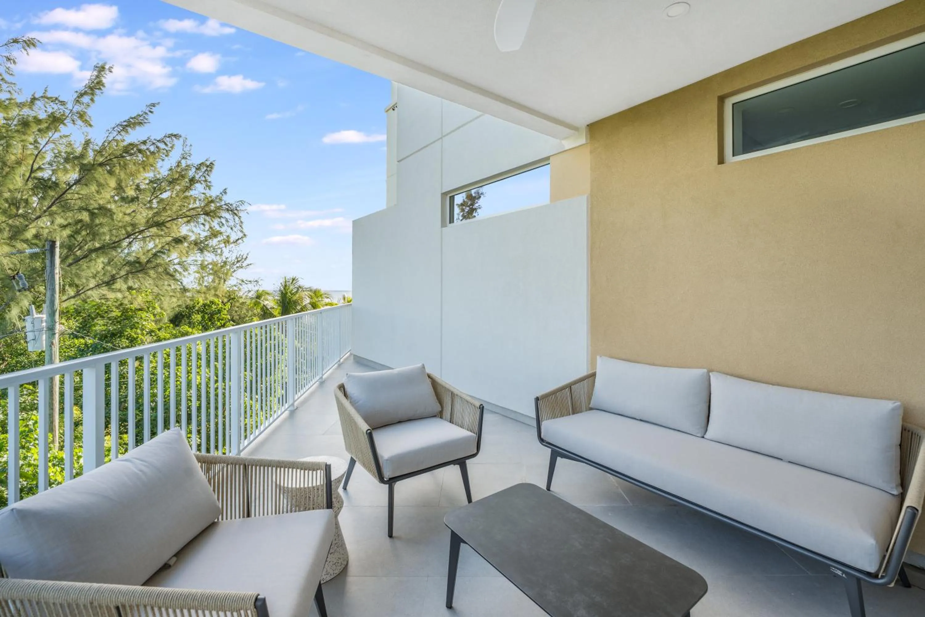 Balcony/Terrace in Point West Premier Rentals