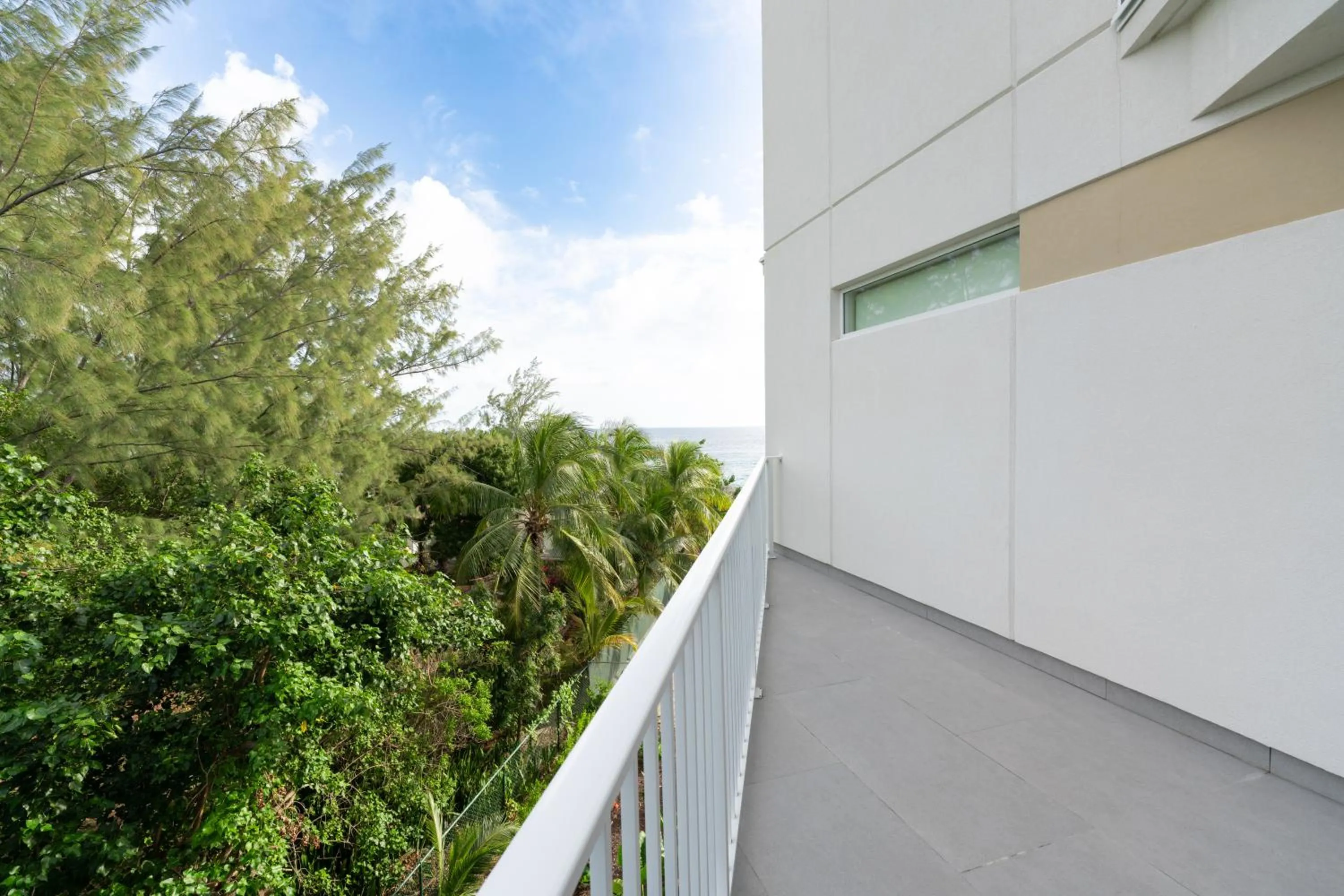 Balcony/Terrace in Point West Premier Rentals