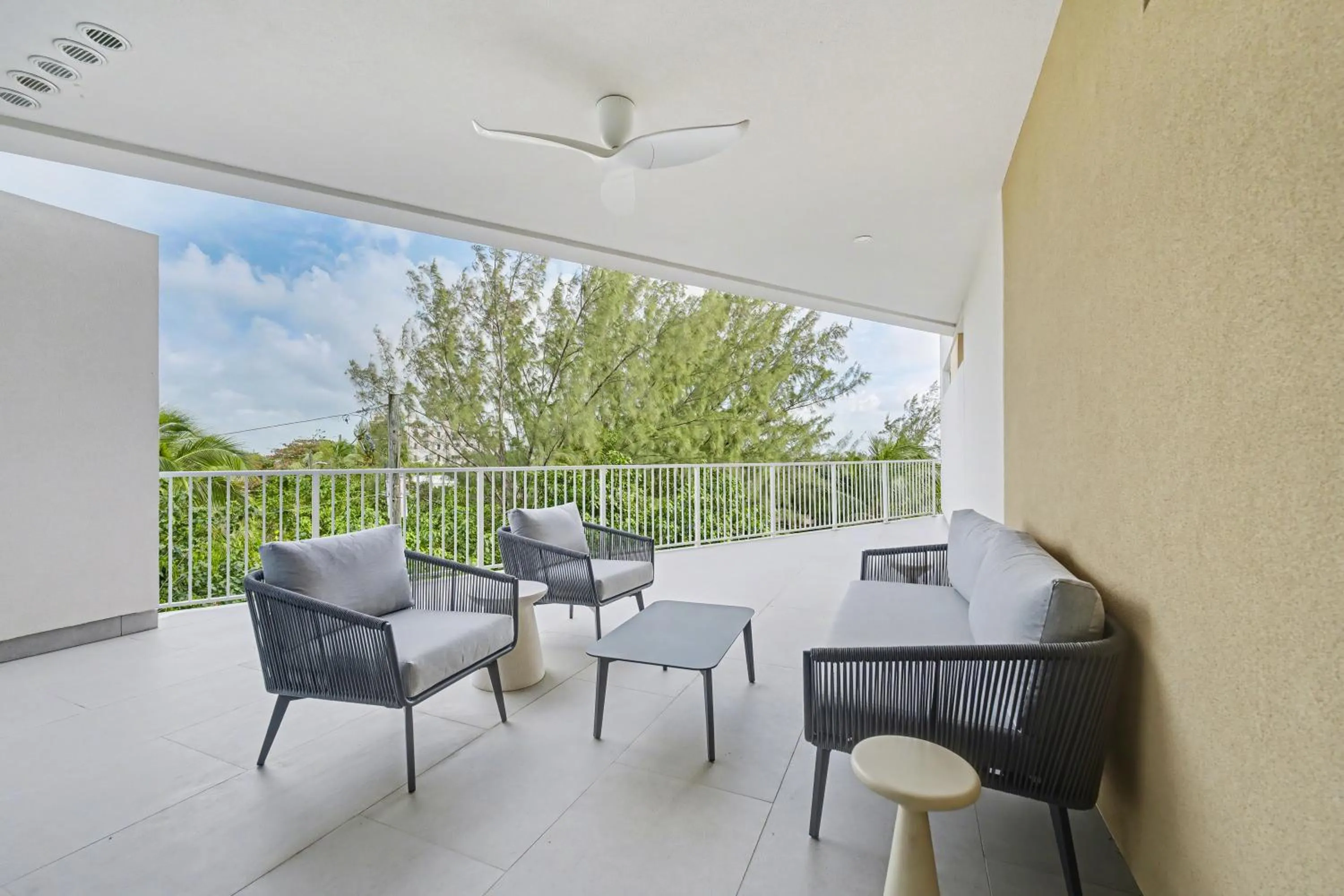 Balcony/Terrace in Point West Premier Rentals