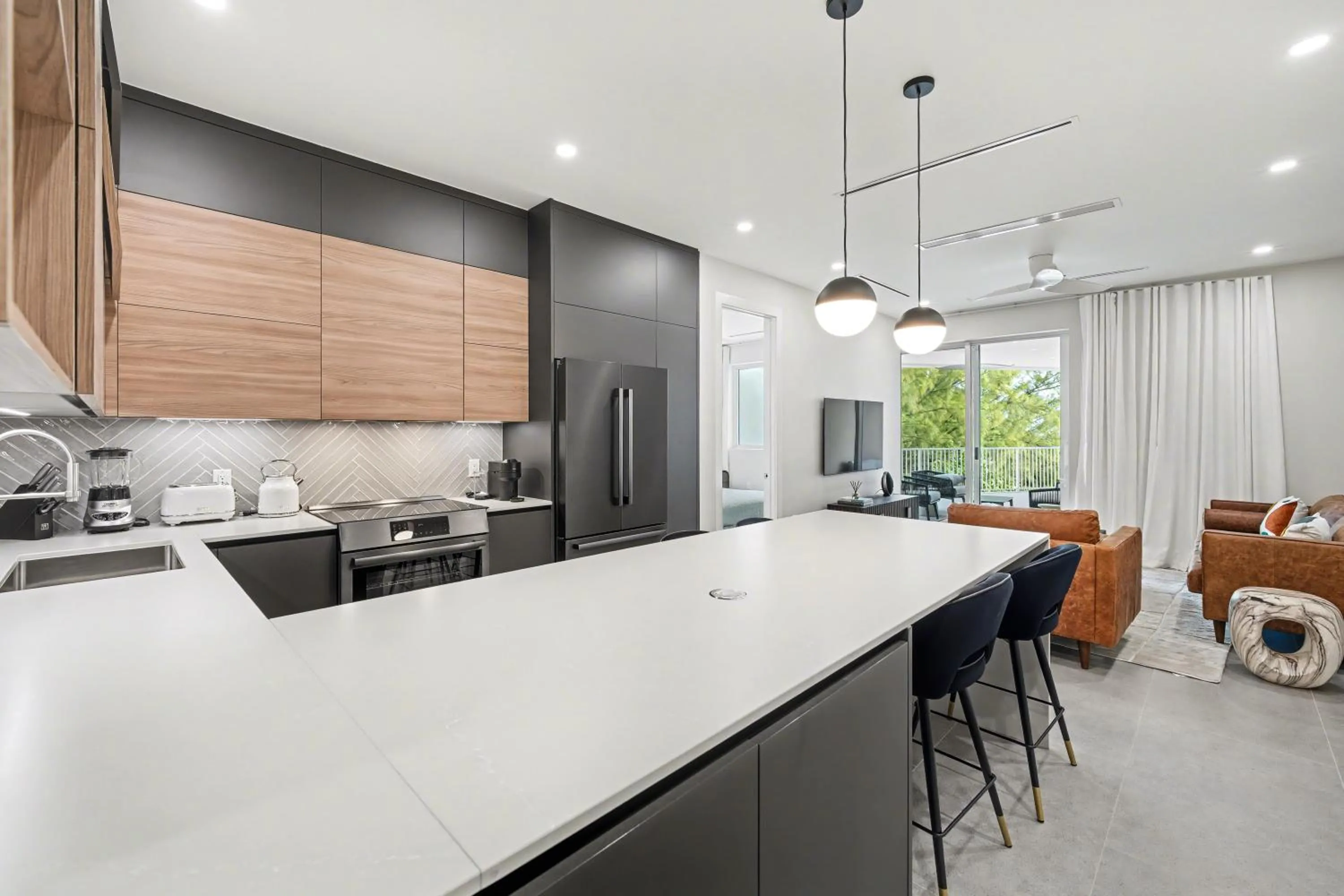 Kitchen or kitchenette in Point West Premier Rentals