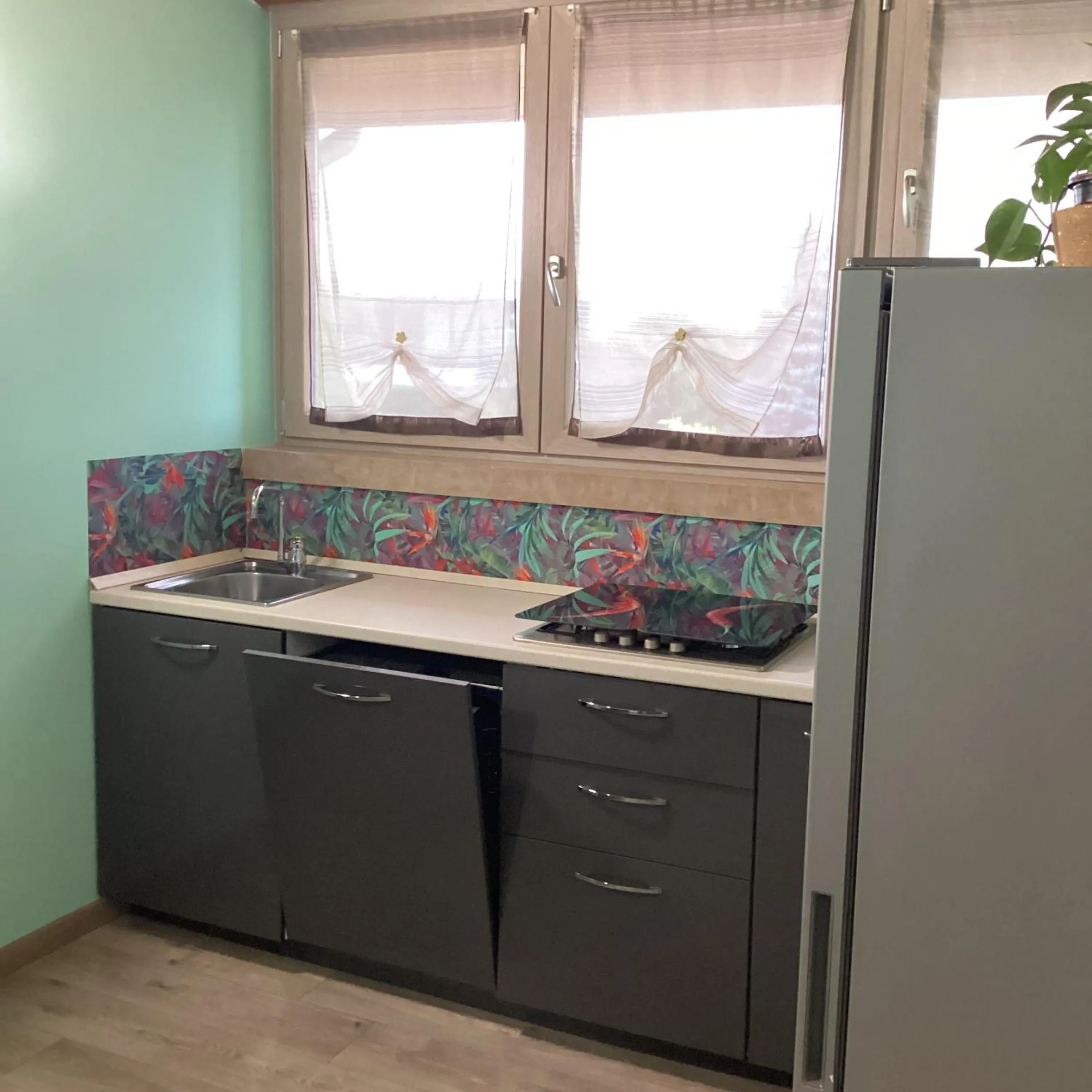 Kitchen or kitchenette in Villa Caterina