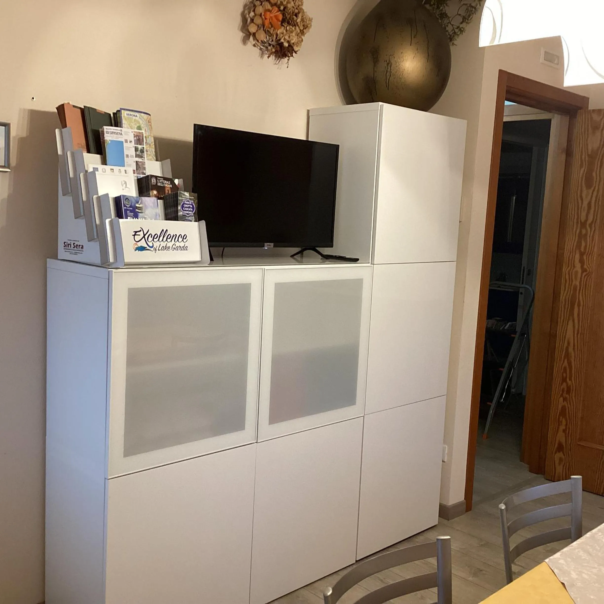 Kitchen or kitchenette in Villa Caterina