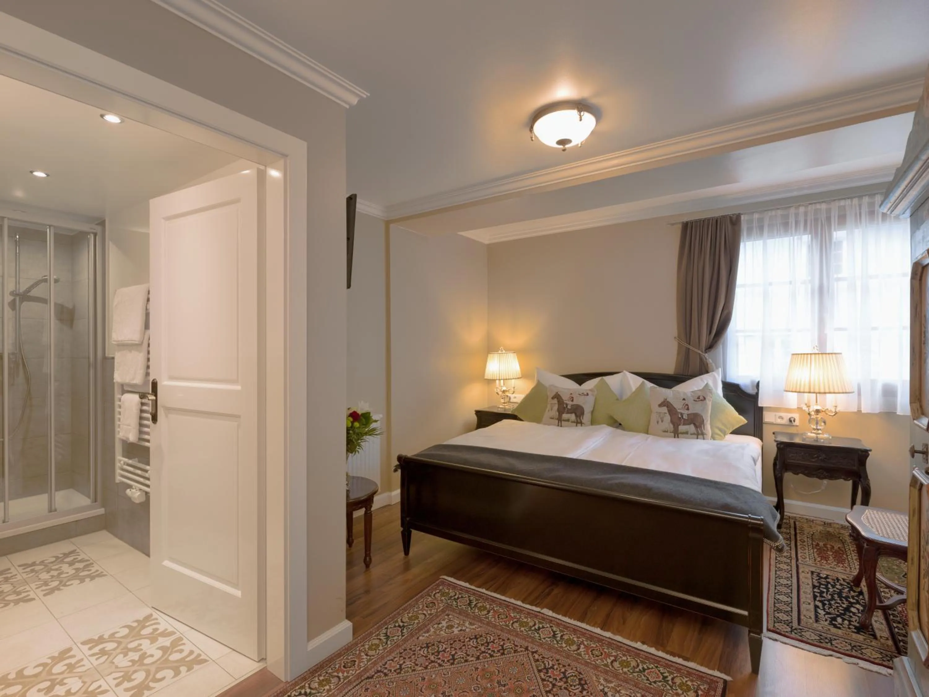 Bedroom, Bed in Schneider Hof Boutique-Hotel Garni Superior