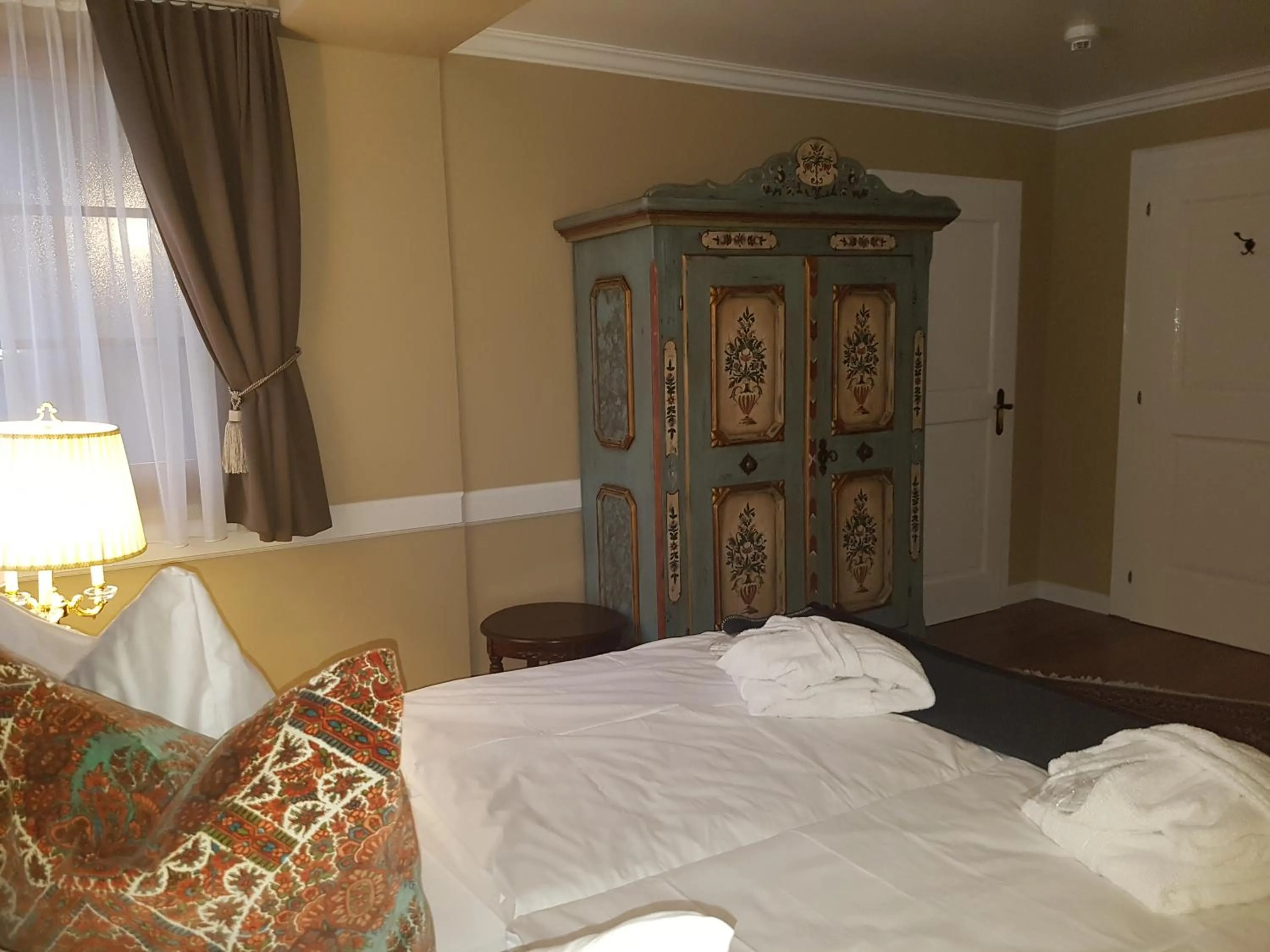 Bedroom, Bed in Schneider Hof Boutique-Hotel Garni Superior