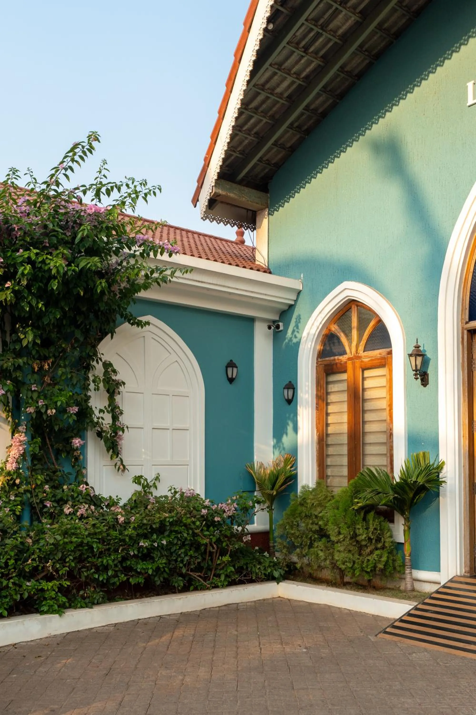Facade/entrance in The Grand Leoney Resort