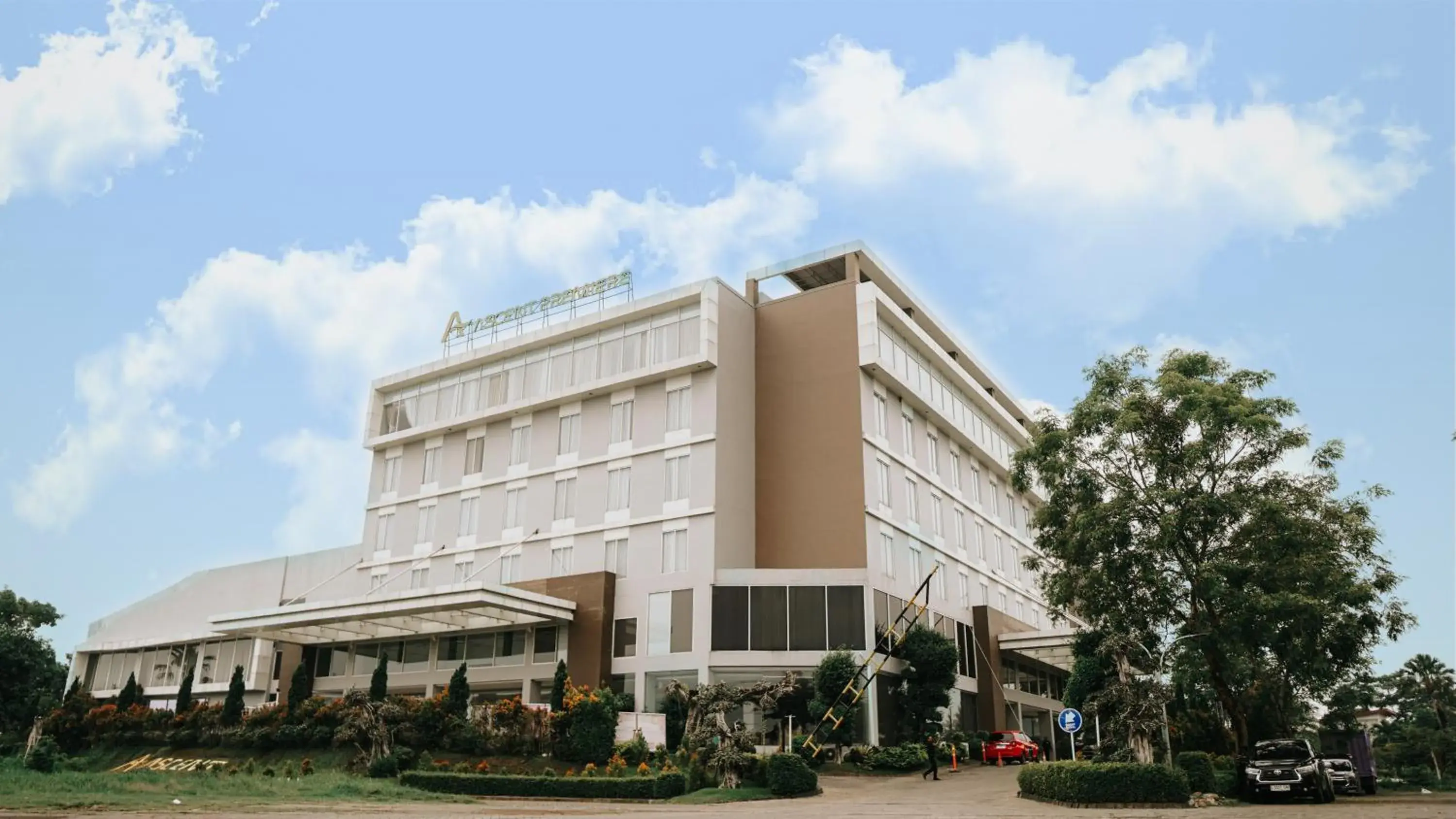 Ascent Premiere Hotel & Convention Pasuruan Ascent Premiere Hotel & Convention Pasuruan