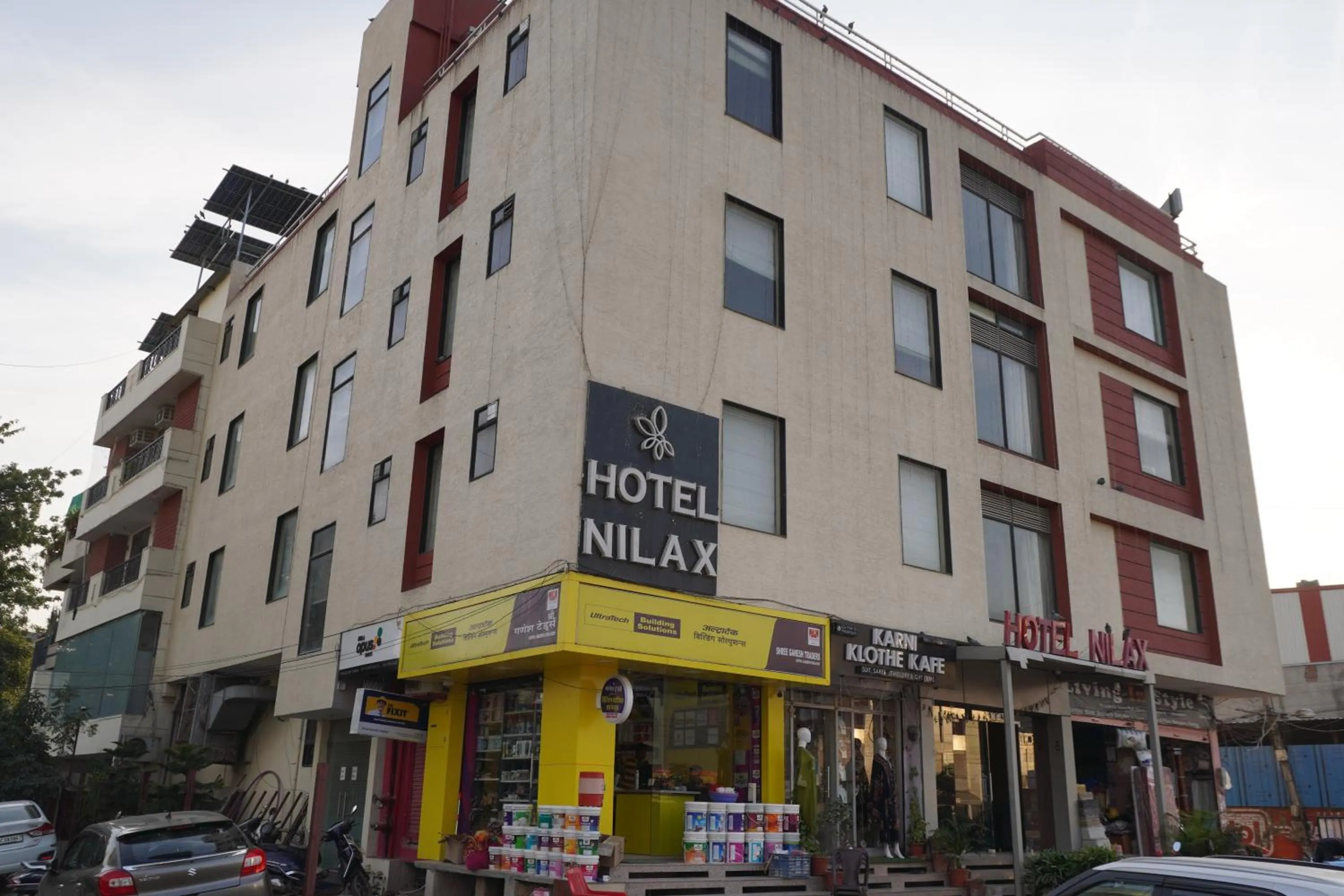 Property building in Hotel Nilax