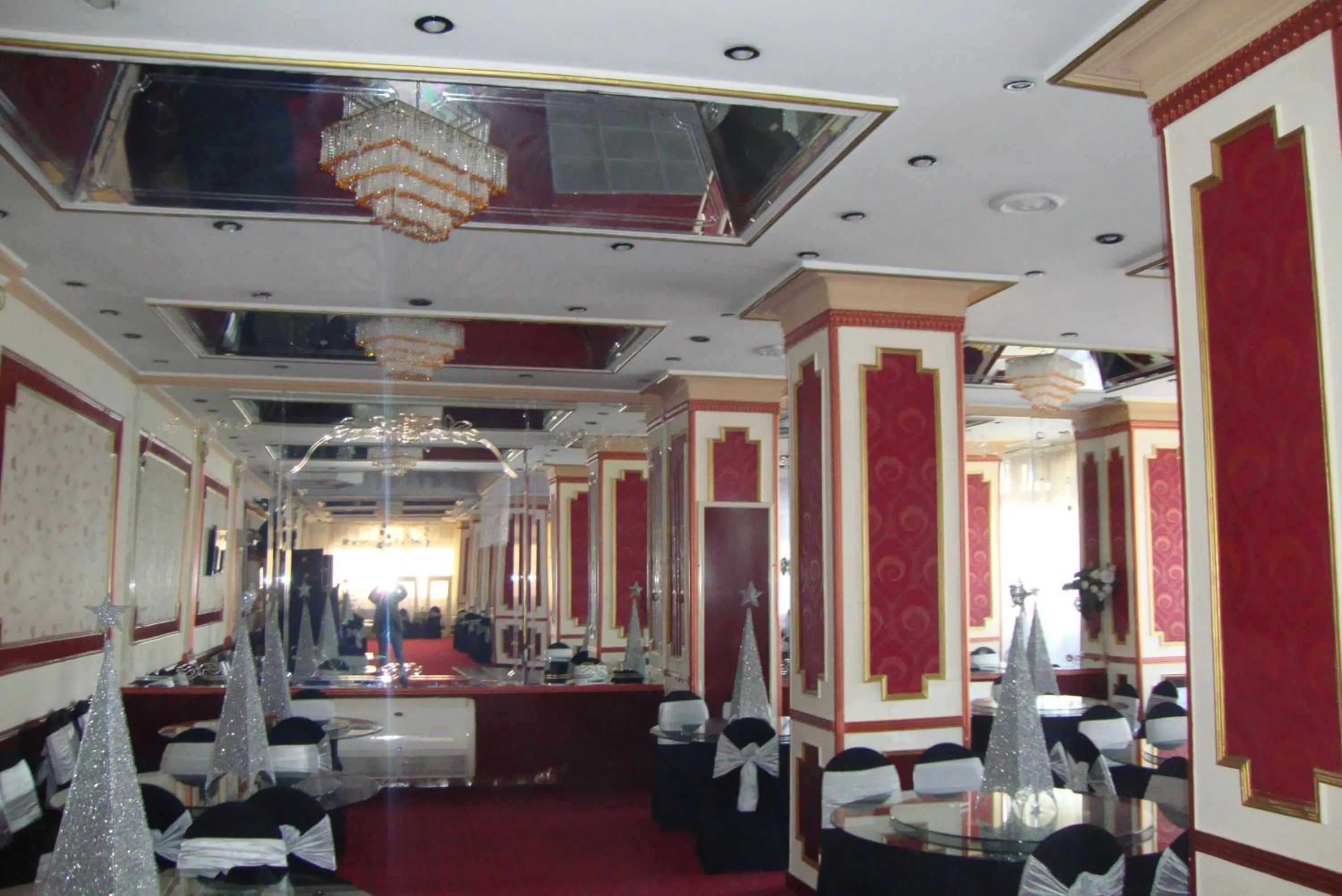 Banquet/Function facilities in Asafra Hotel Apartments