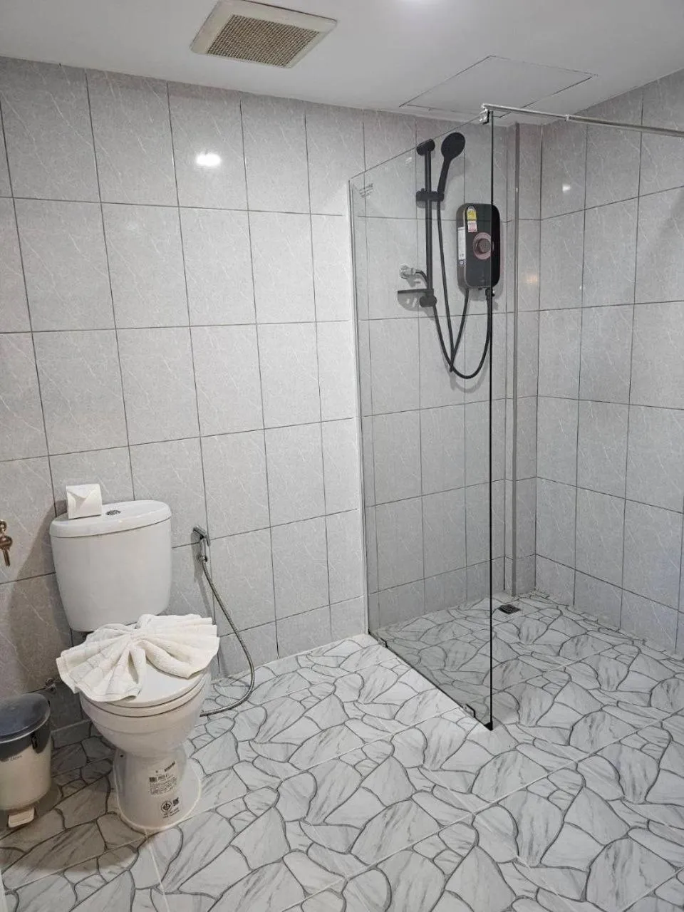 Toilet in Samui Green Hotel