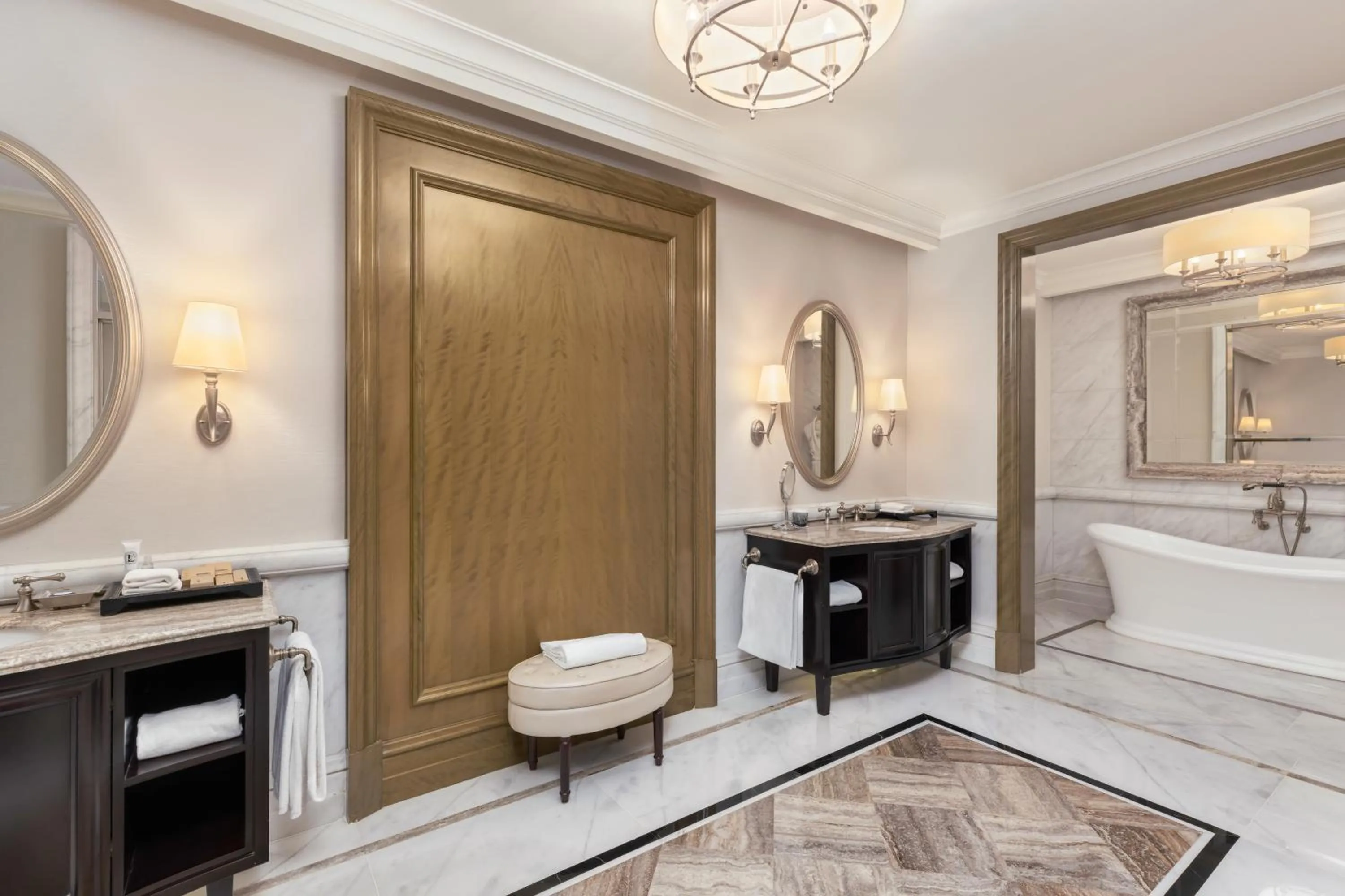 Toilet in Al Habtoor Palace - Preferred Hotels & Resorts