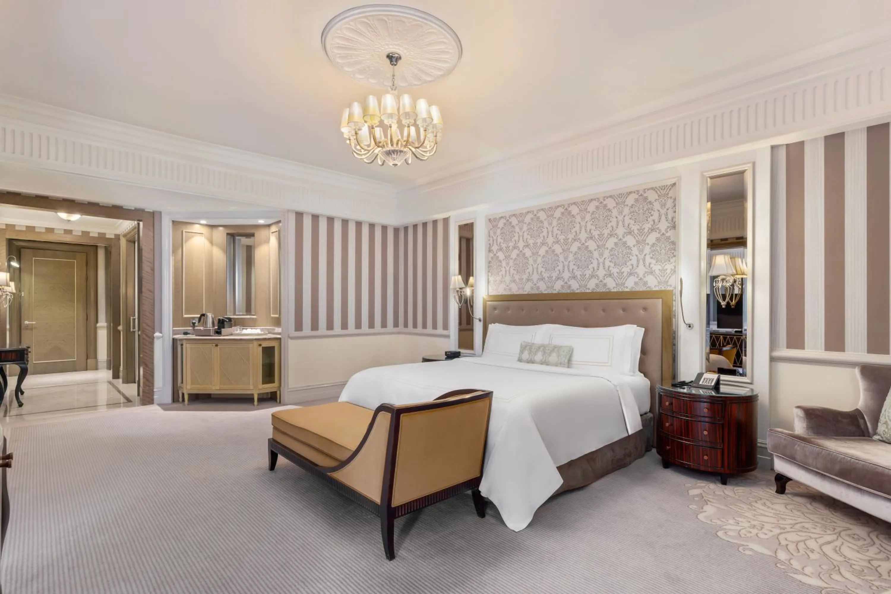 Bed in Al Habtoor Palace - Preferred Hotels & Resorts