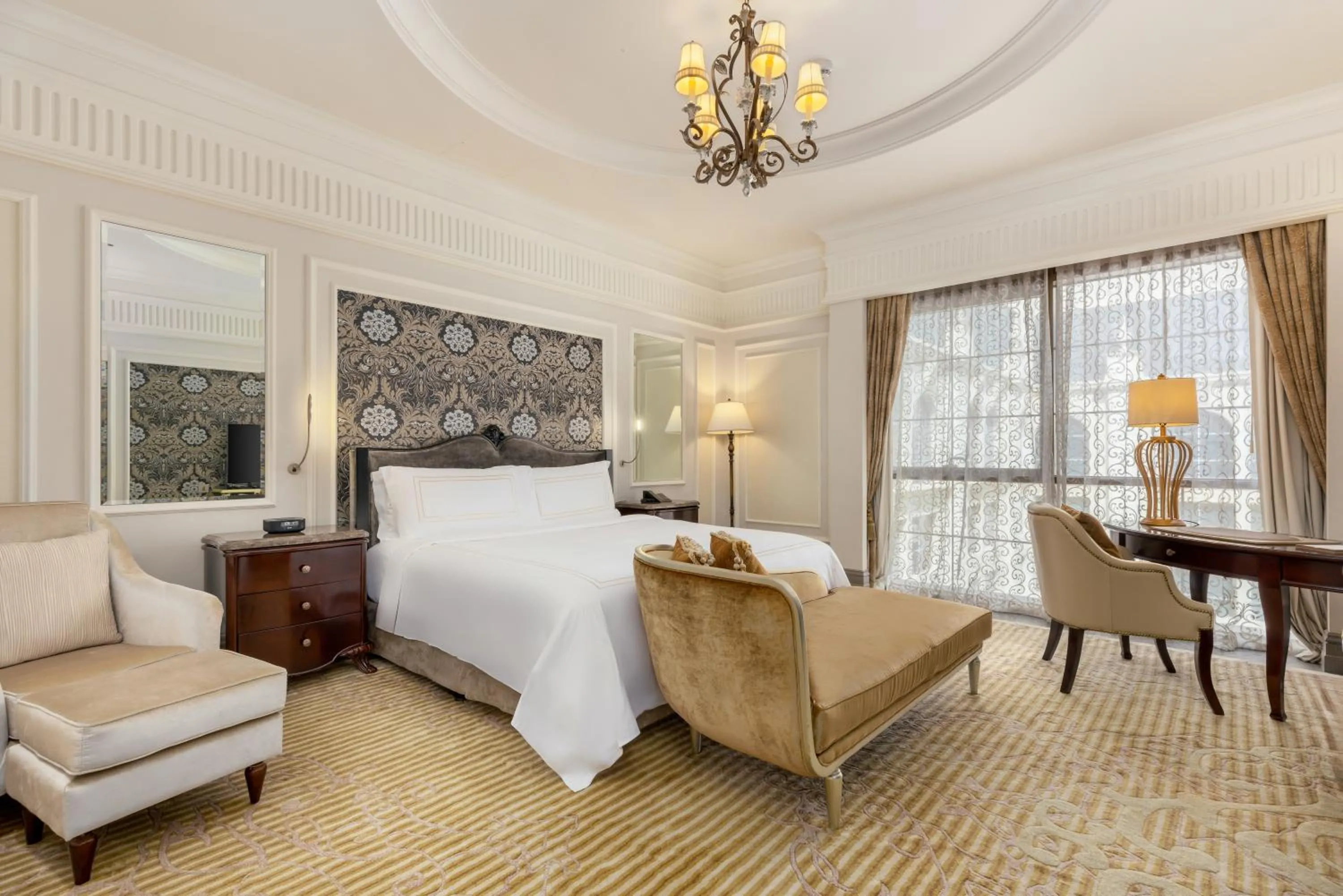 Bed in Al Habtoor Palace - Preferred Hotels & Resorts