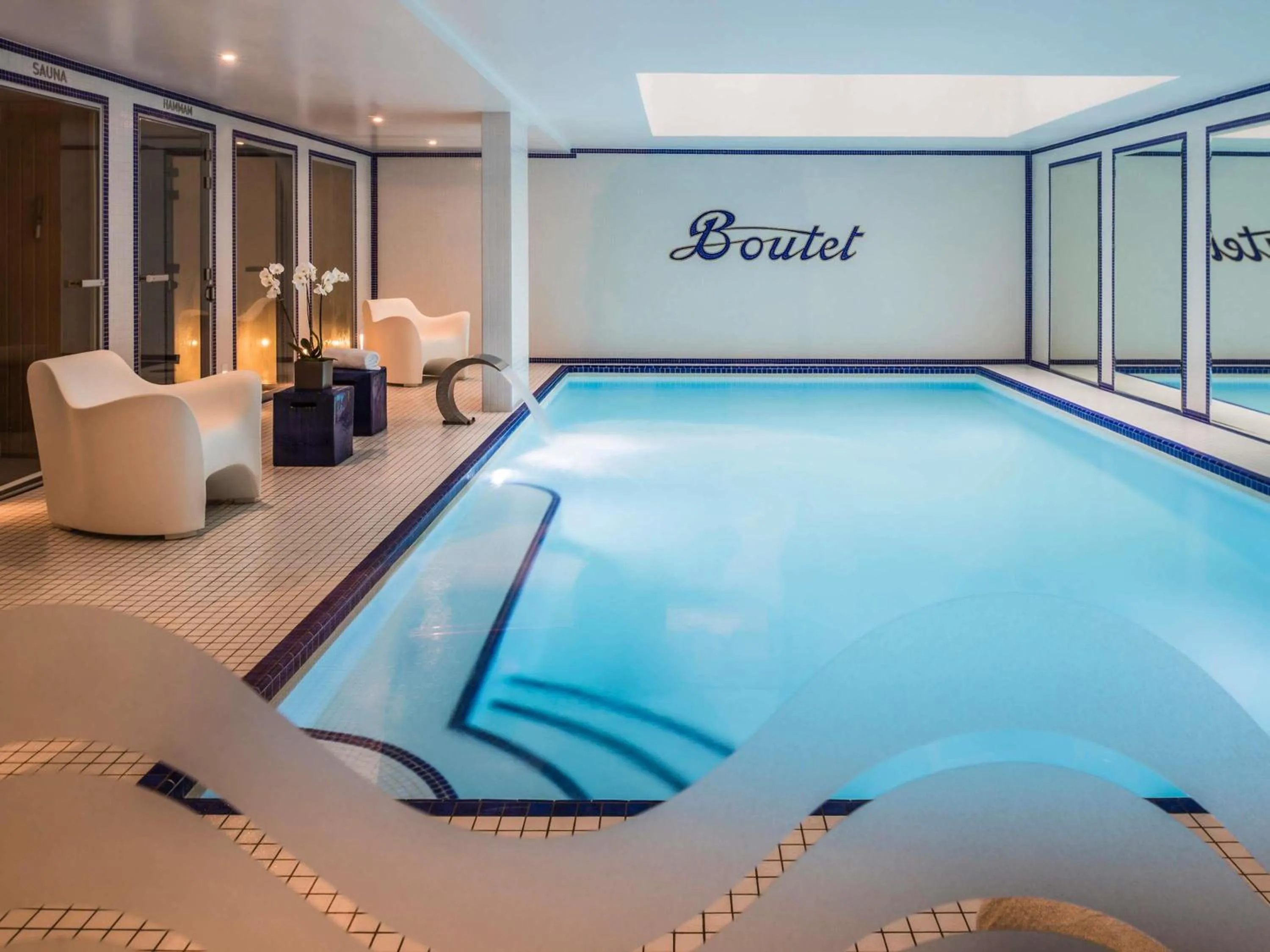 Spa and wellness centre/facilities in Boutet Bastille Hotel Paris - MGallery Collection