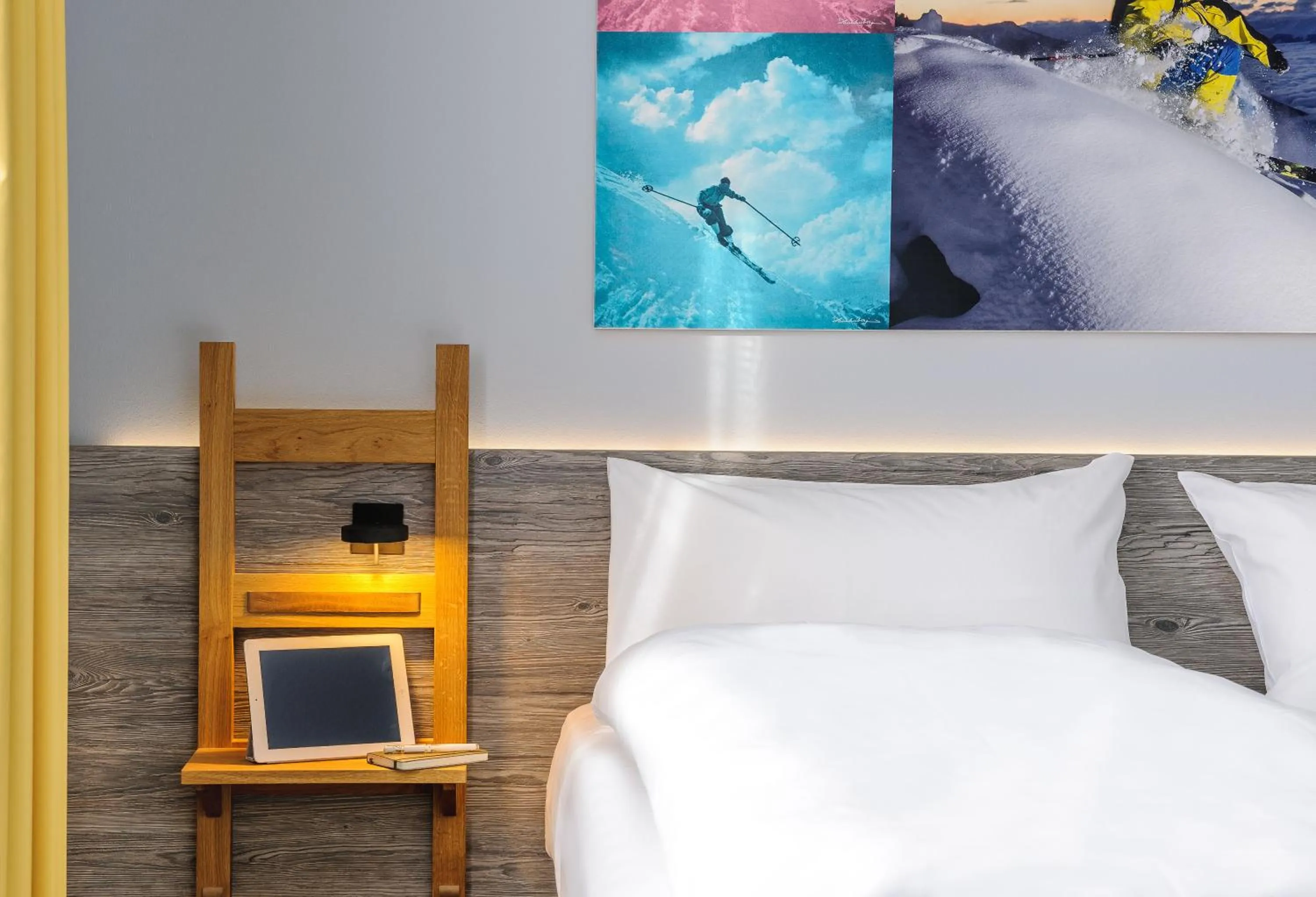 Bed in Felix Hotel Kaufbeuren