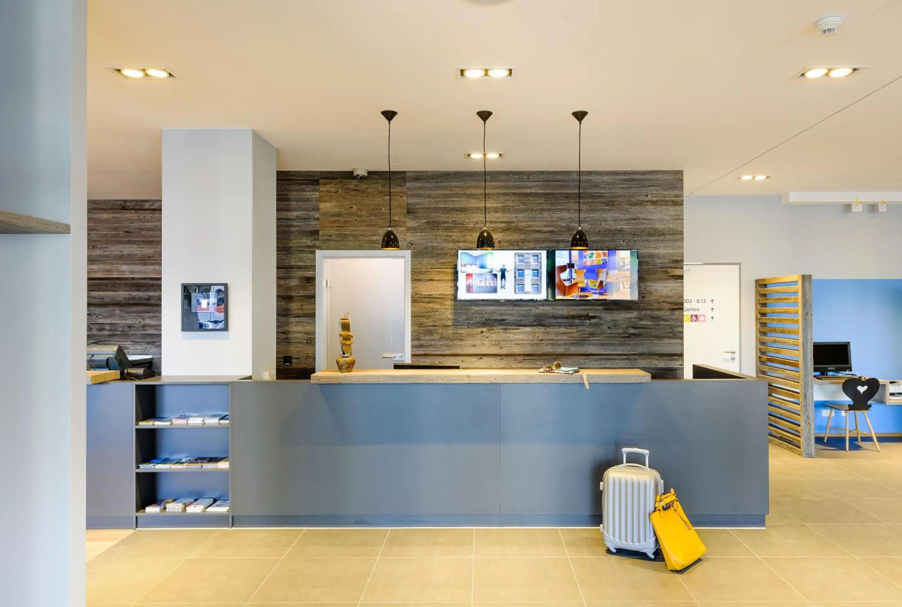 Lobby or reception in Felix Hotel Kaufbeuren