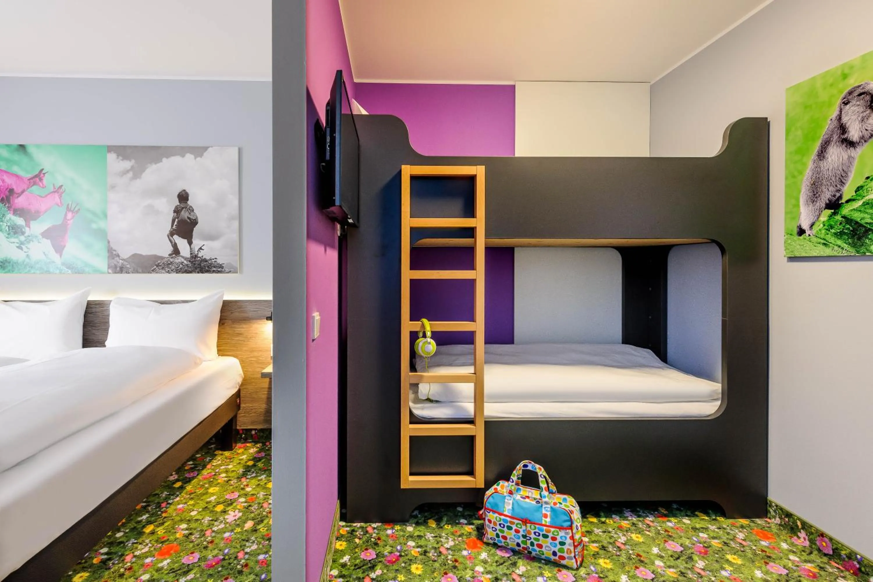 bunk bed, Bed in Felix Hotel Kaufbeuren
