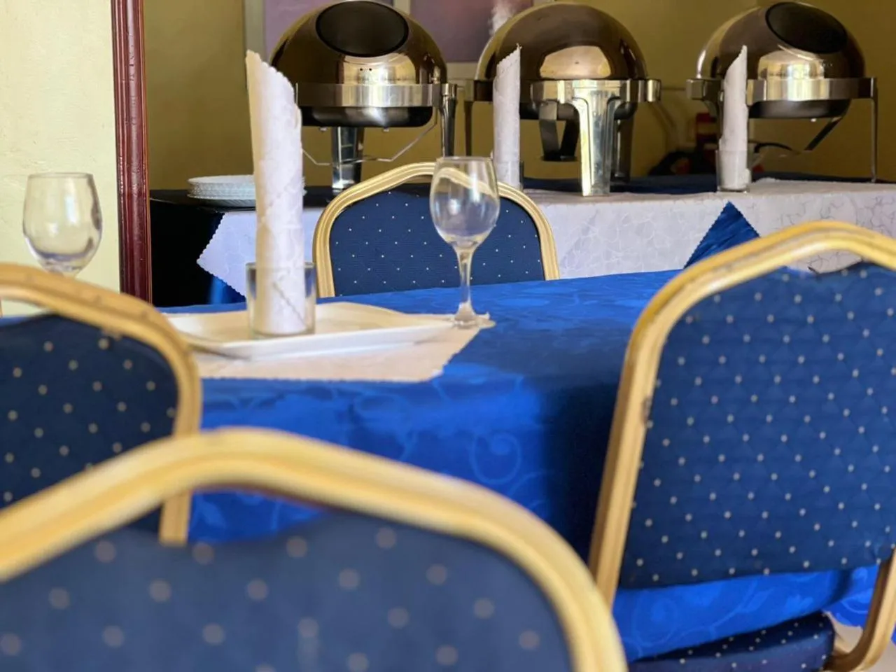 Restaurant/places to eat in Hotel Royal Nest Entebbe