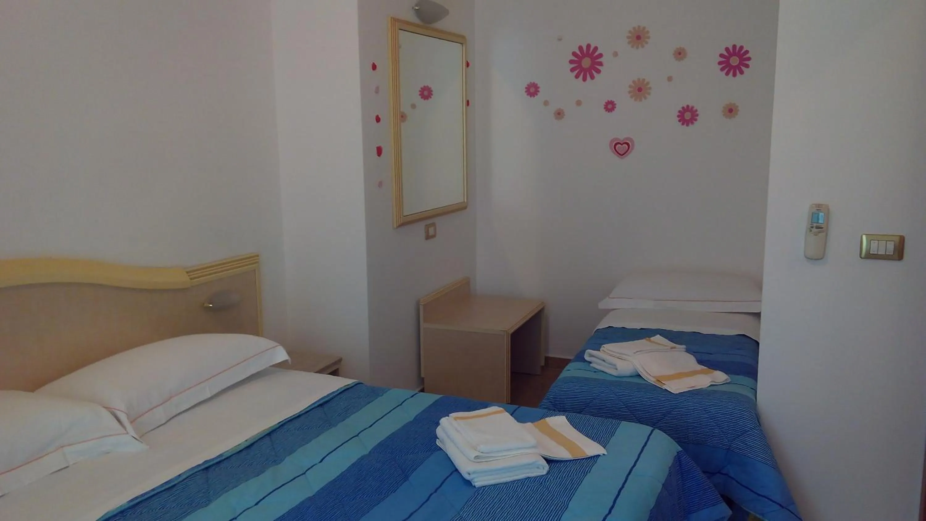 Photo of the whole room, Bed in Residenza Melucci