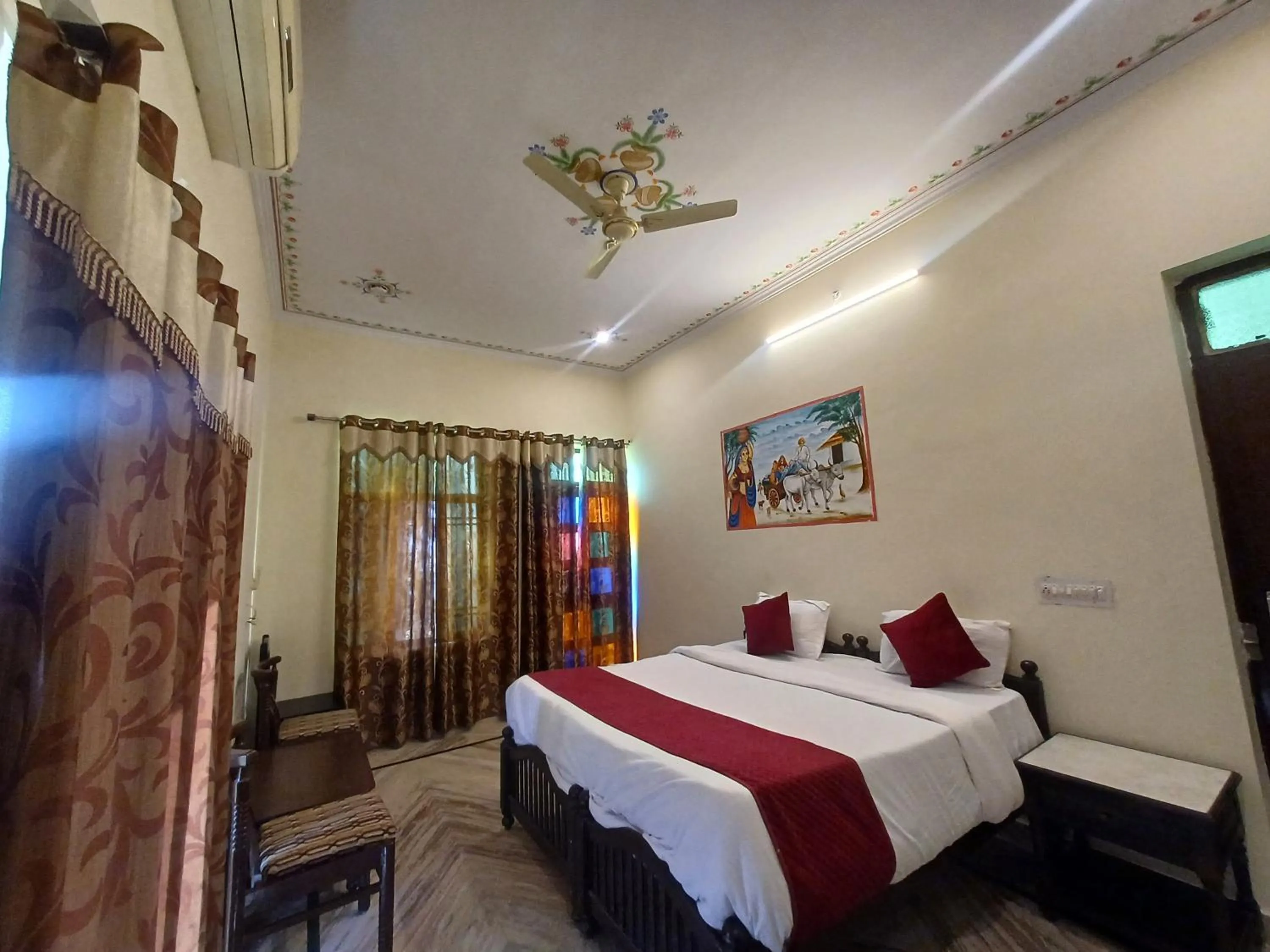 Bedroom, Bed in Hotel Green Haveli - A Heritage and Hill View Hotel , Pushkar