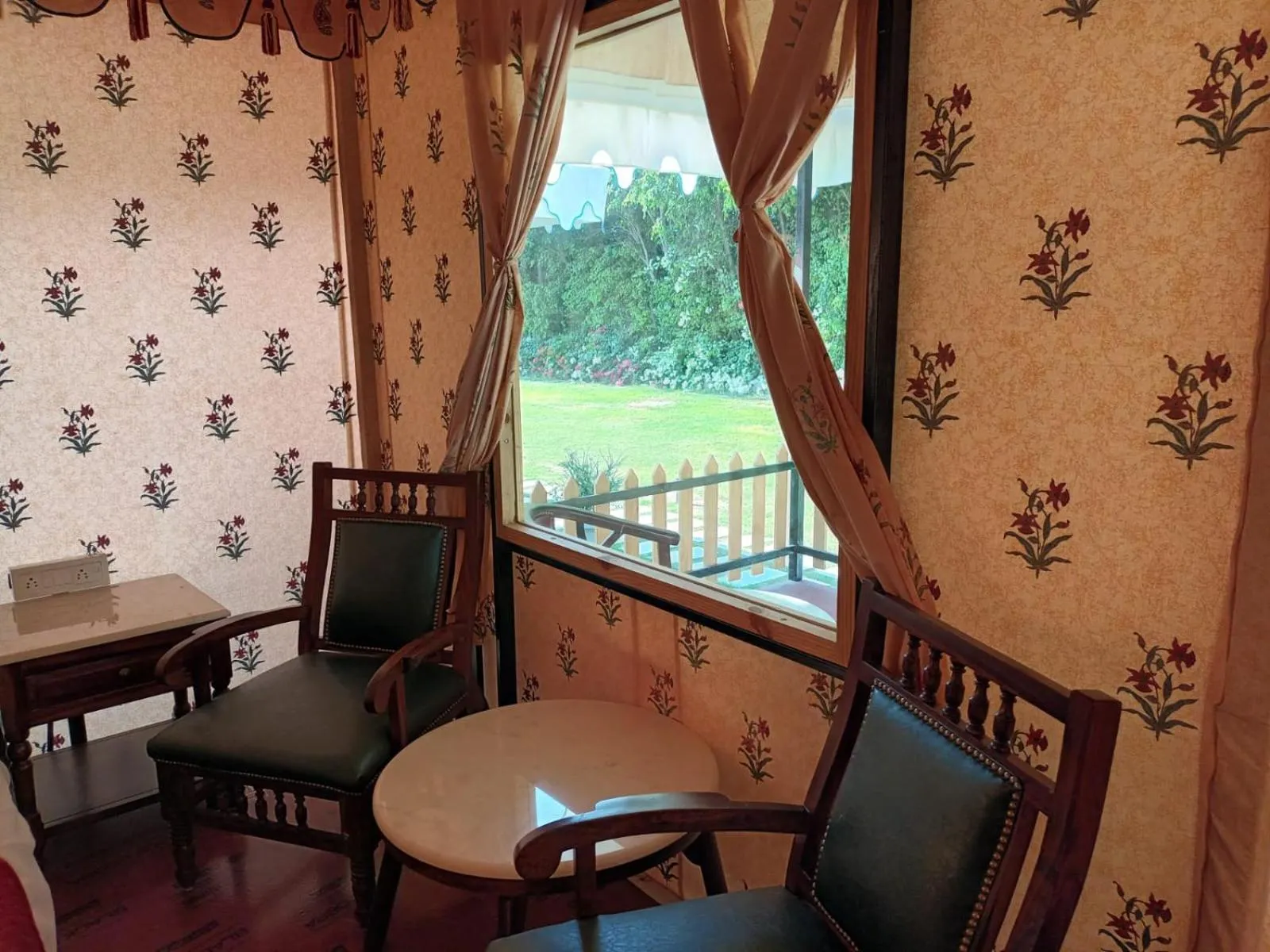 Living room in Hotel Green Haveli - A Heritage and Hill View Hotel , Pushkar