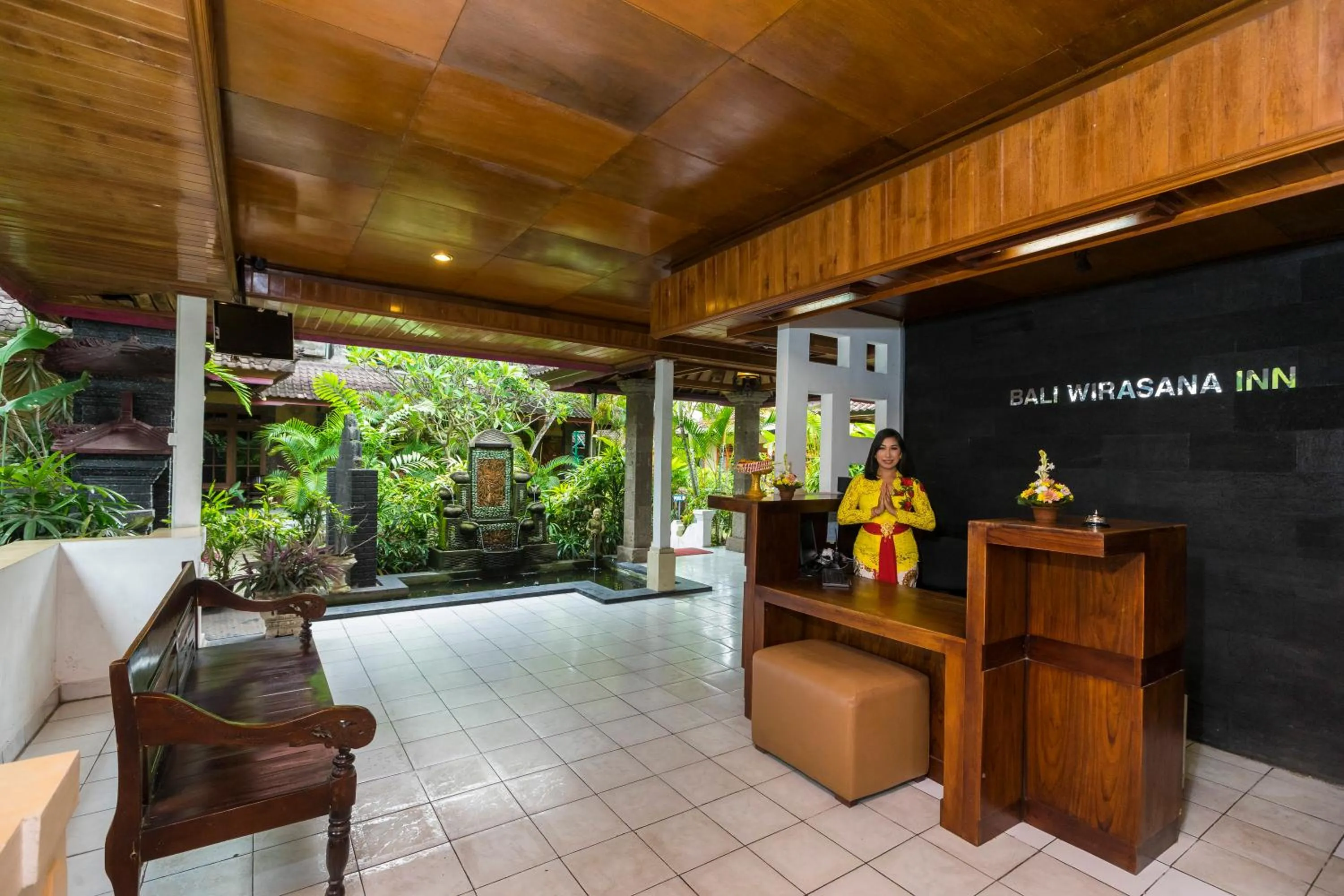 Lobby or reception in Bali Wirasana Inn