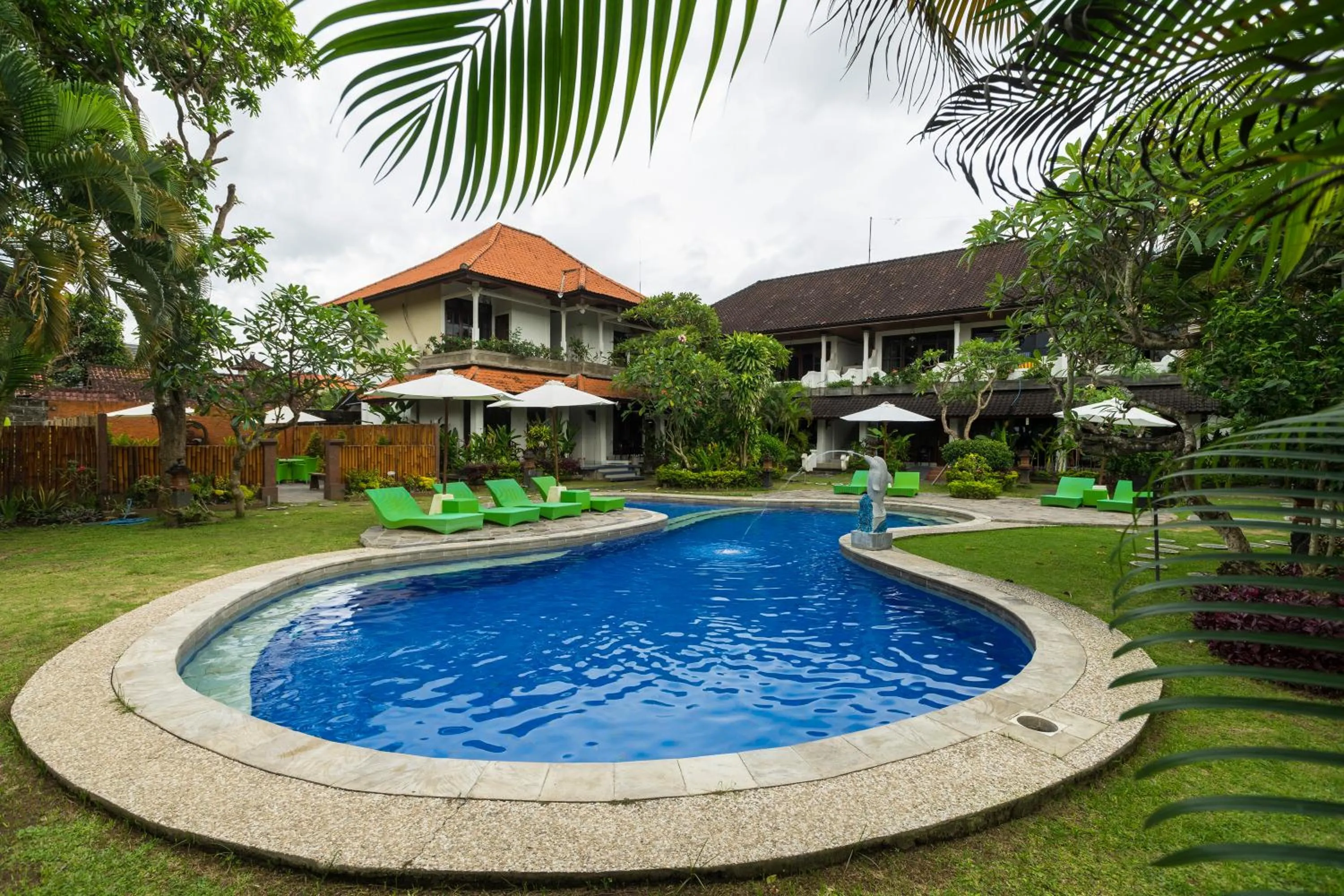 Swimming pool in Bali Wirasana Inn