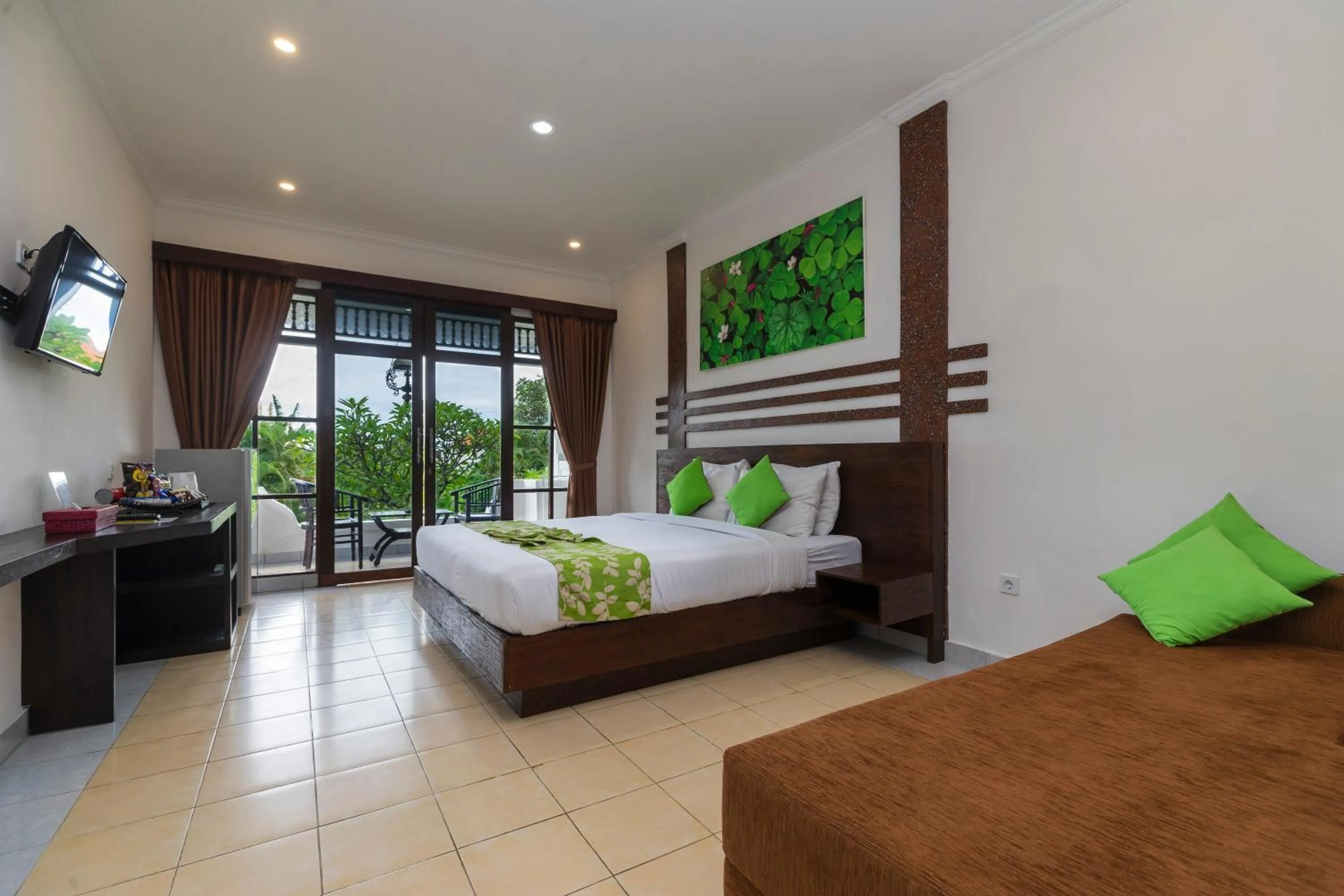 Photo of the whole room, Bed in Bali Wirasana Inn