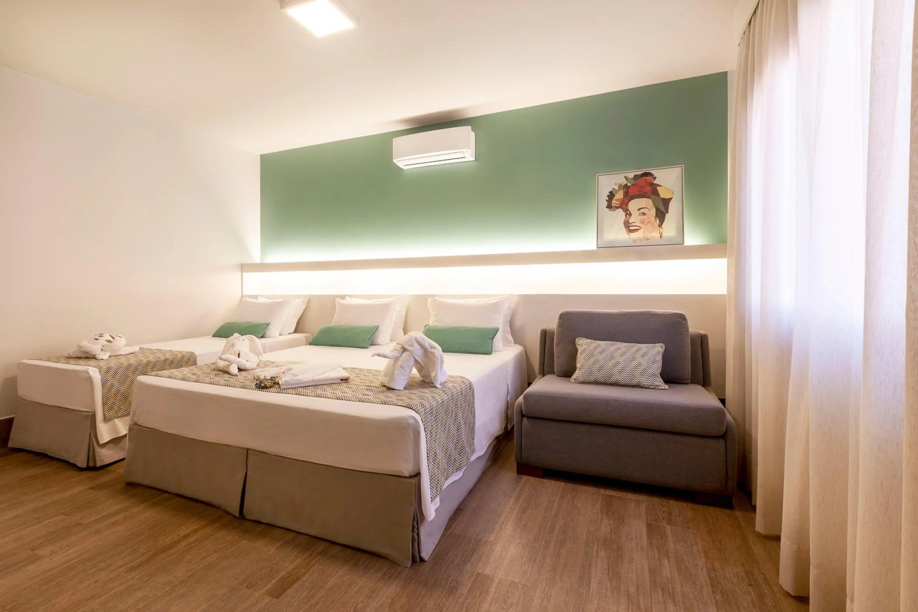 Bed in Aguativa Golf Resort