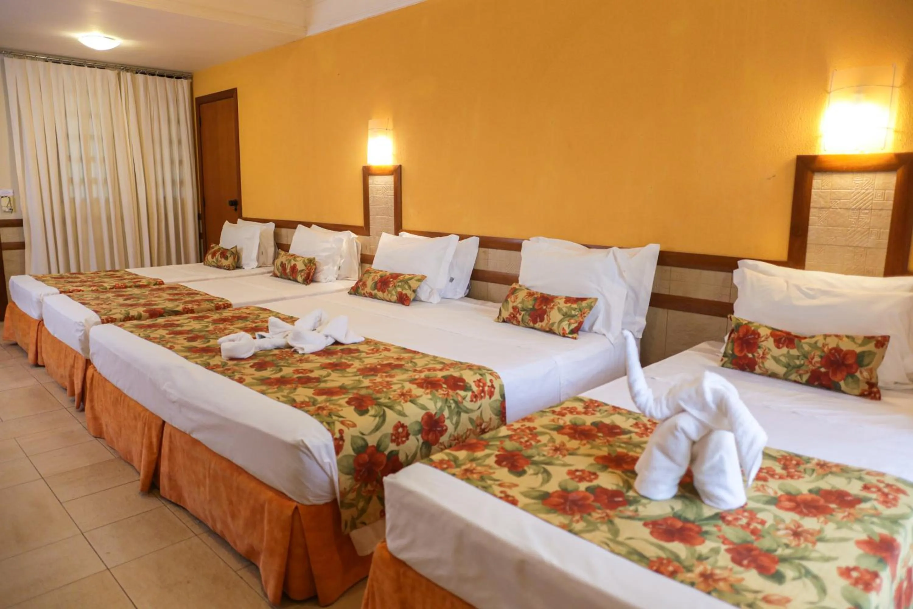 Bed in Aguativa Golf Resort