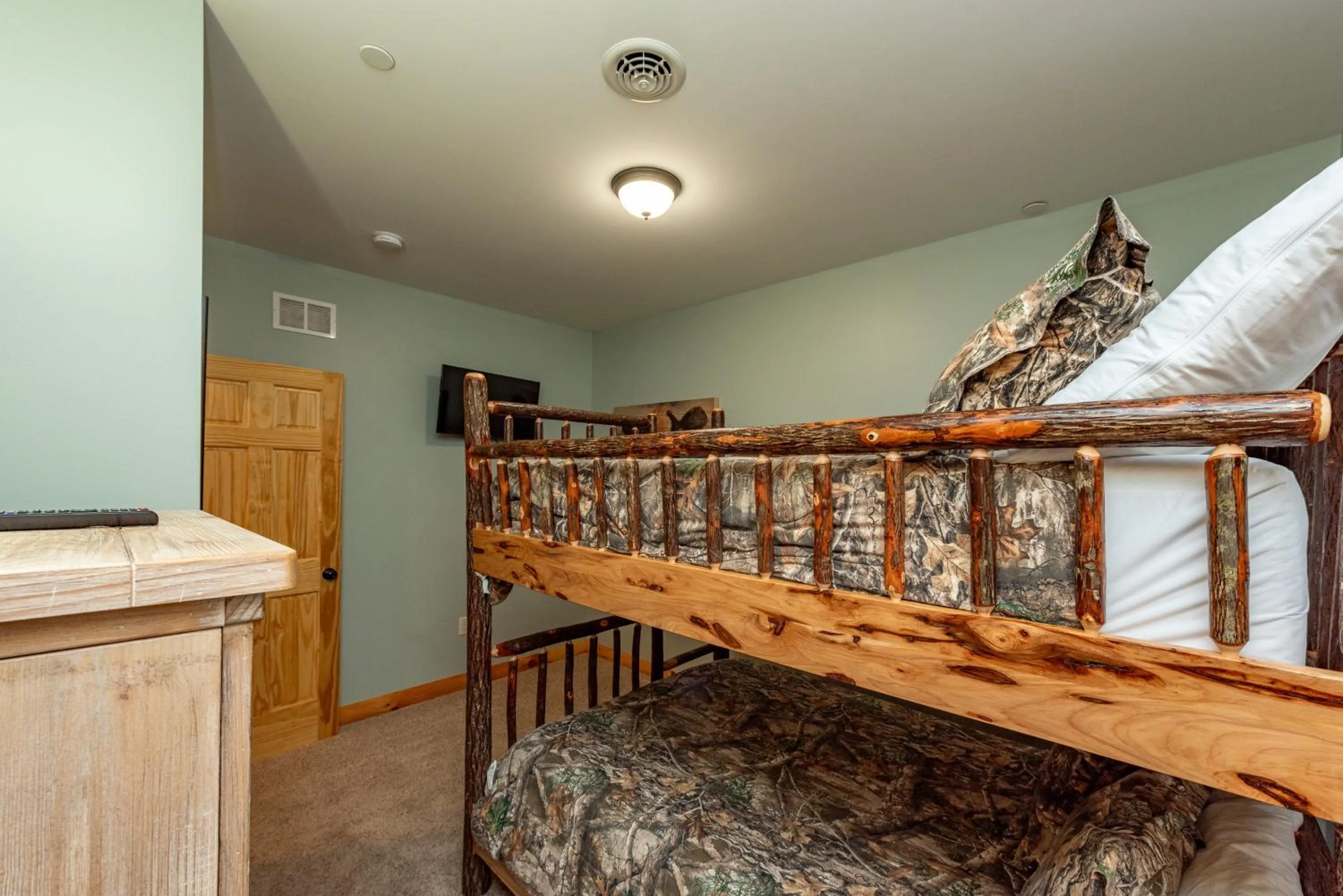 Bed in Mountain Mojo