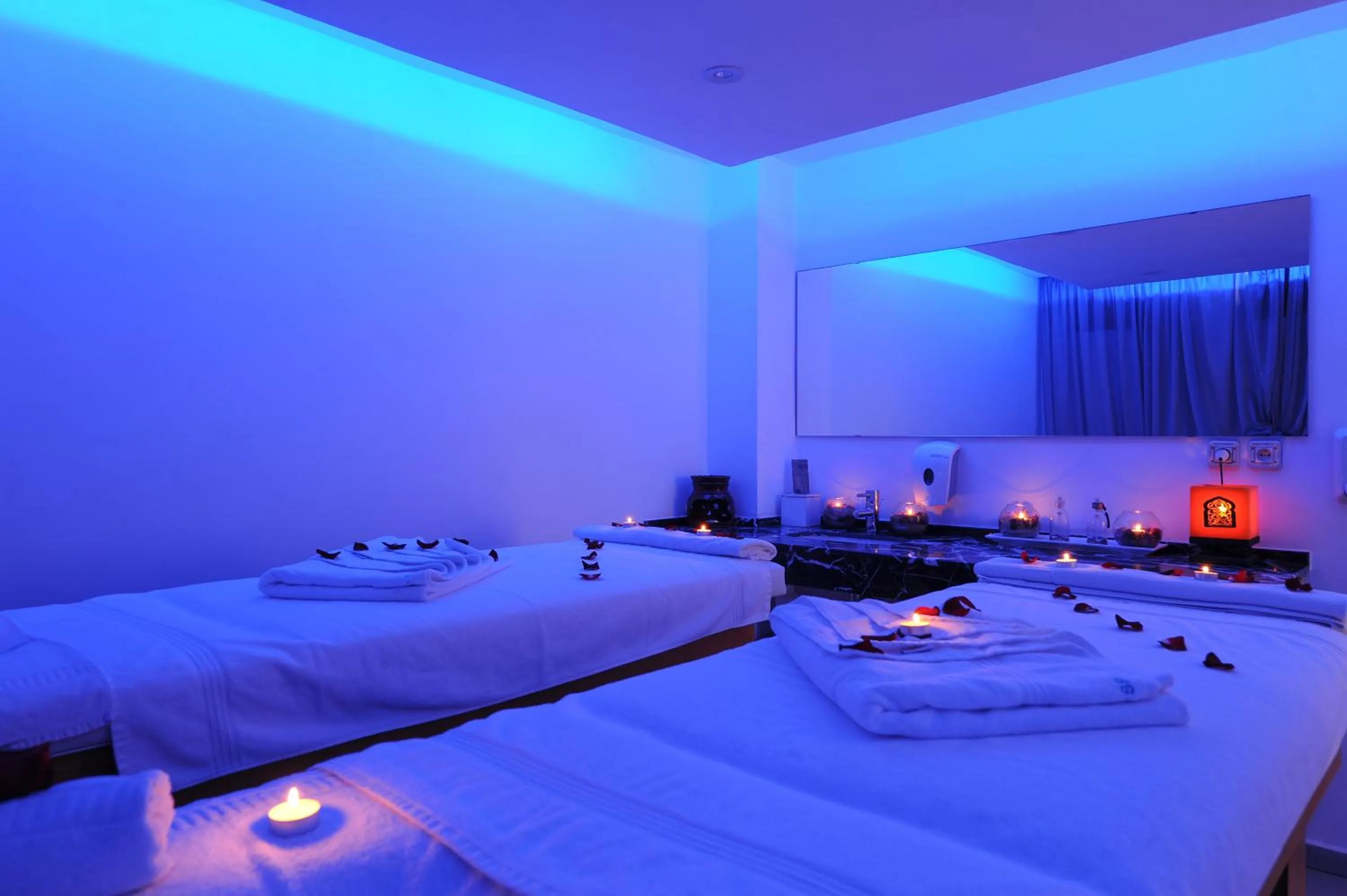 Massage, Bed in Radisson Blu Resort Taghazout Bay Surf Village