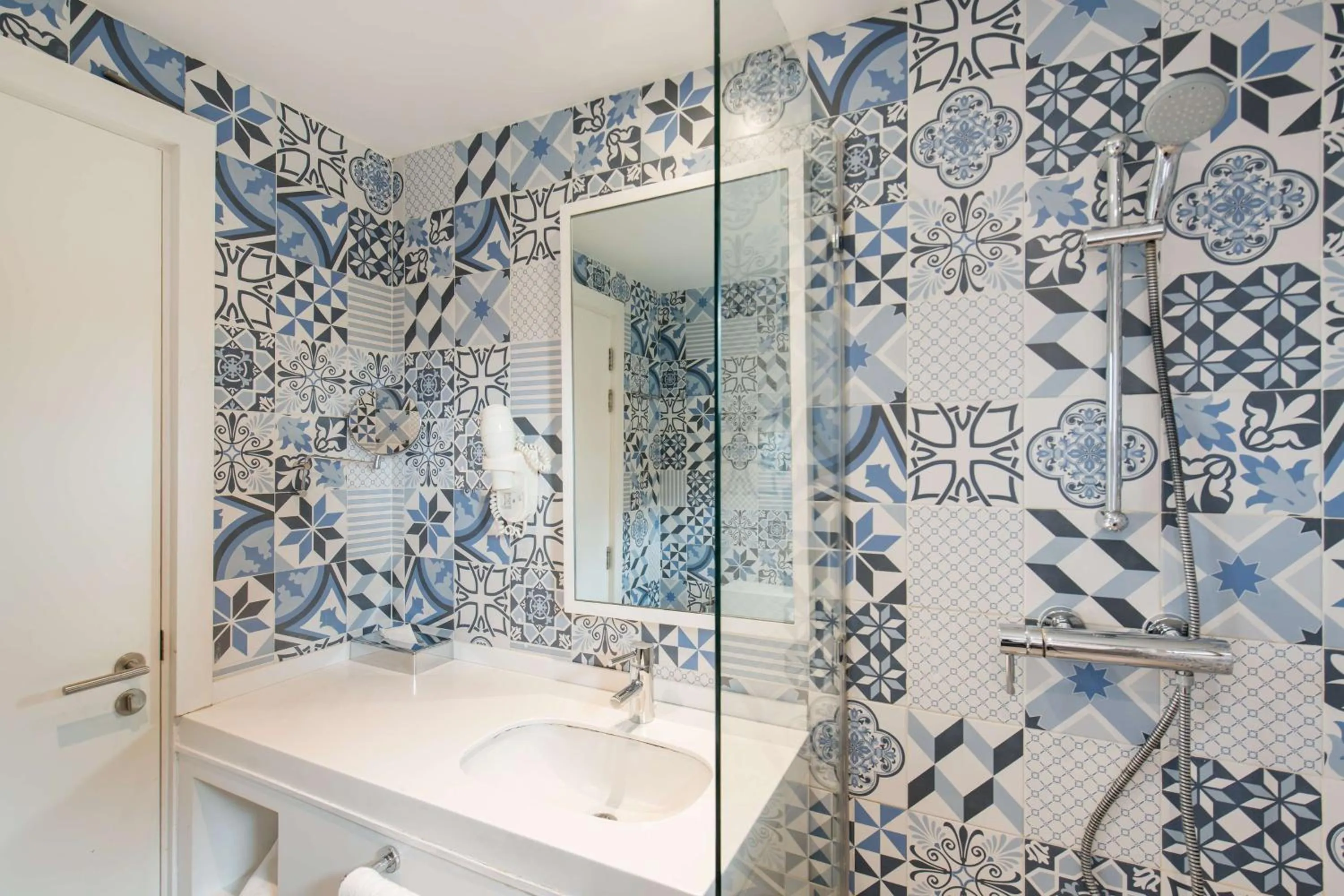 Bathroom in Radisson Blu Resort Taghazout Bay Surf Village