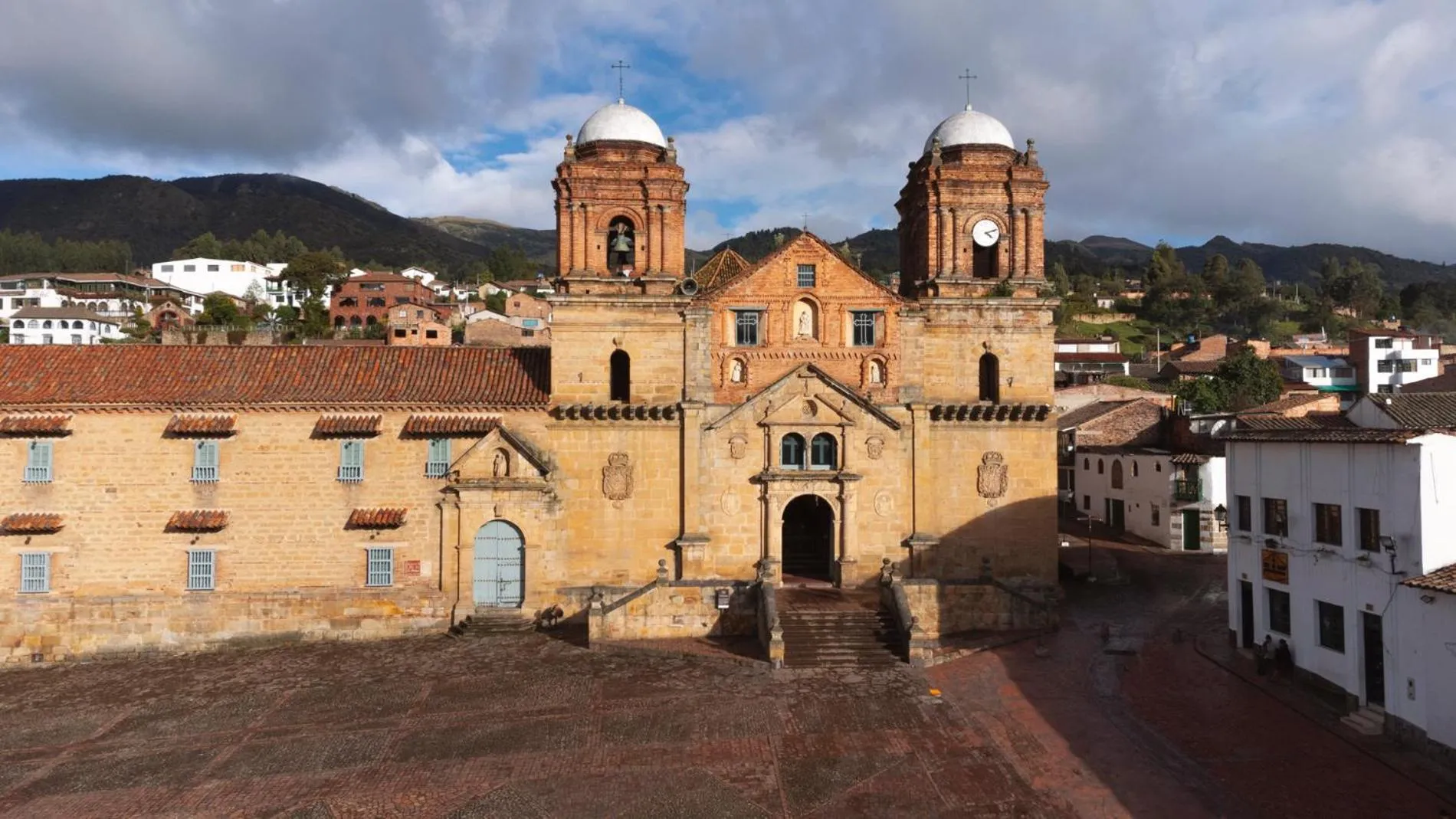Balcony/Terrace in Mongui Plaza Hotel