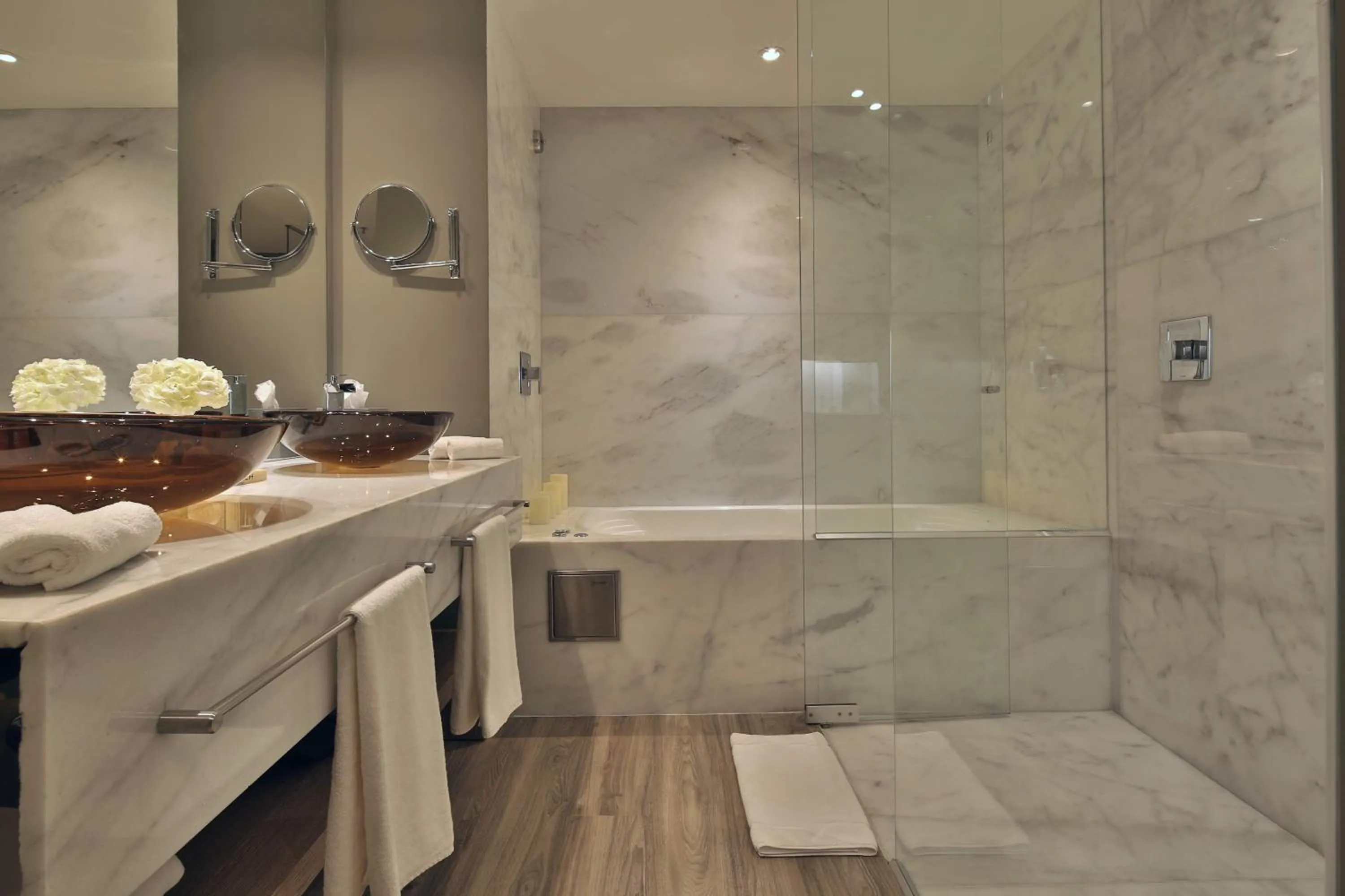 Bathroom in Movich Buró 51