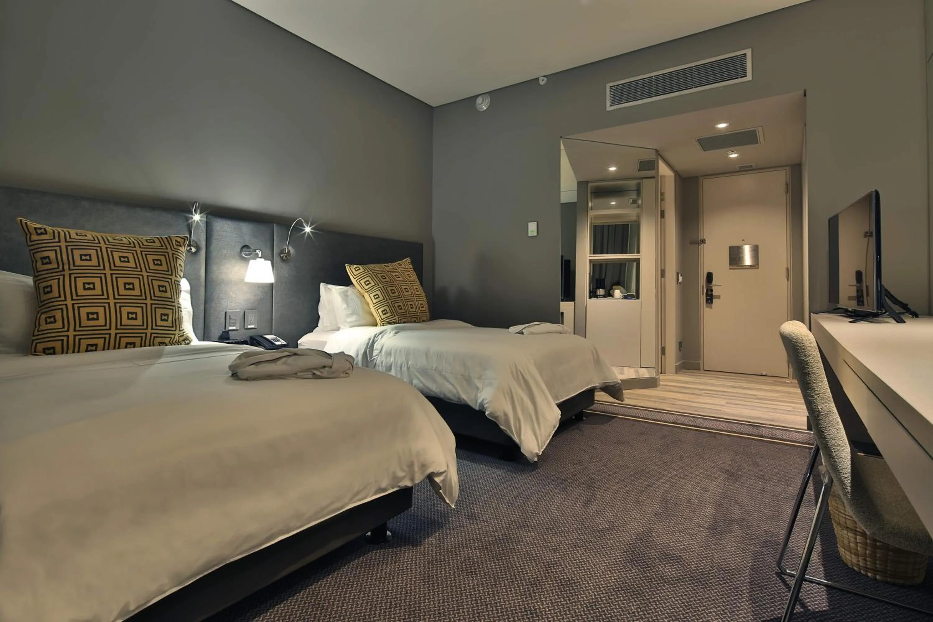 Bedroom, Bed in Movich Buró 51