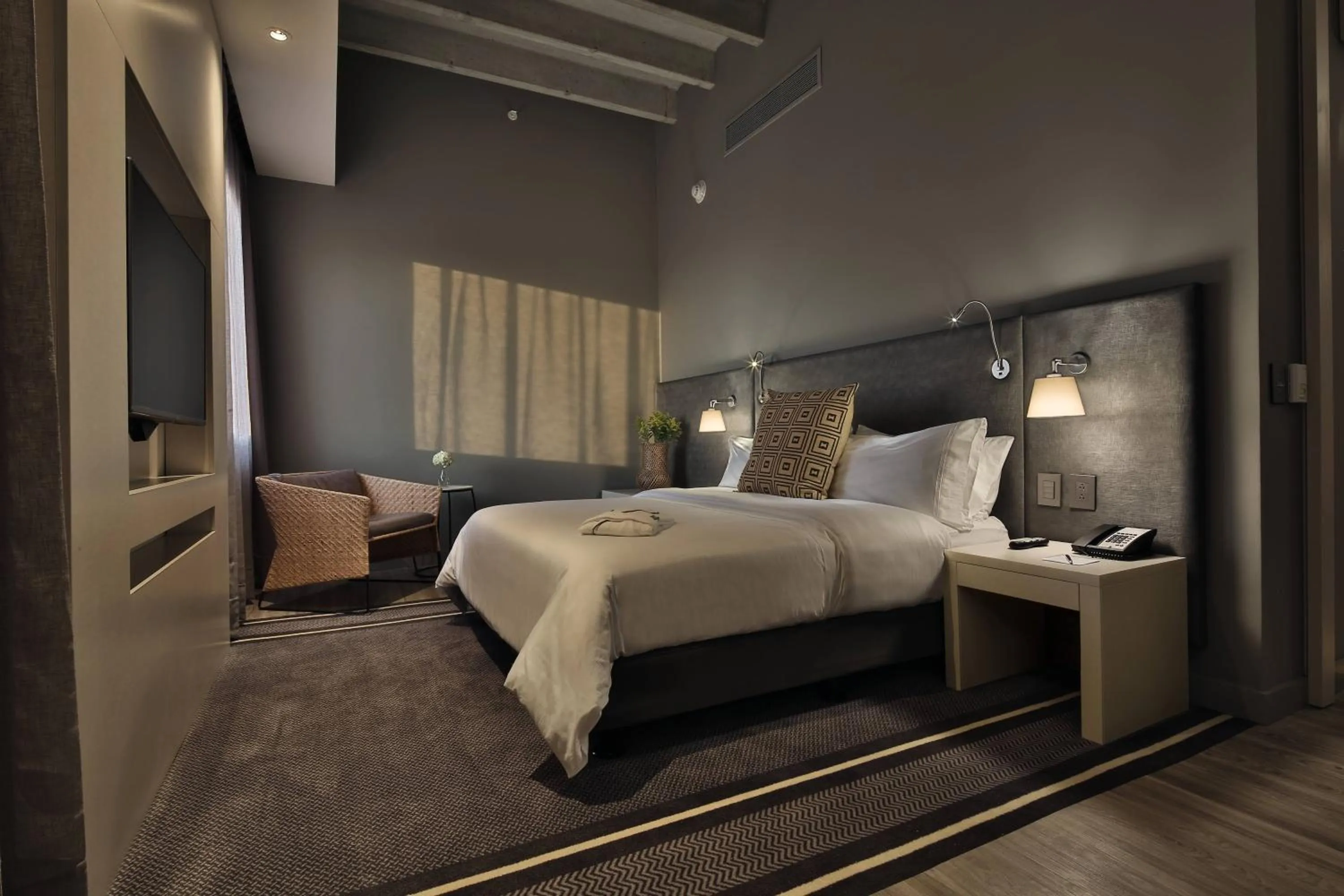 Bedroom, Bed in Movich Buró 51