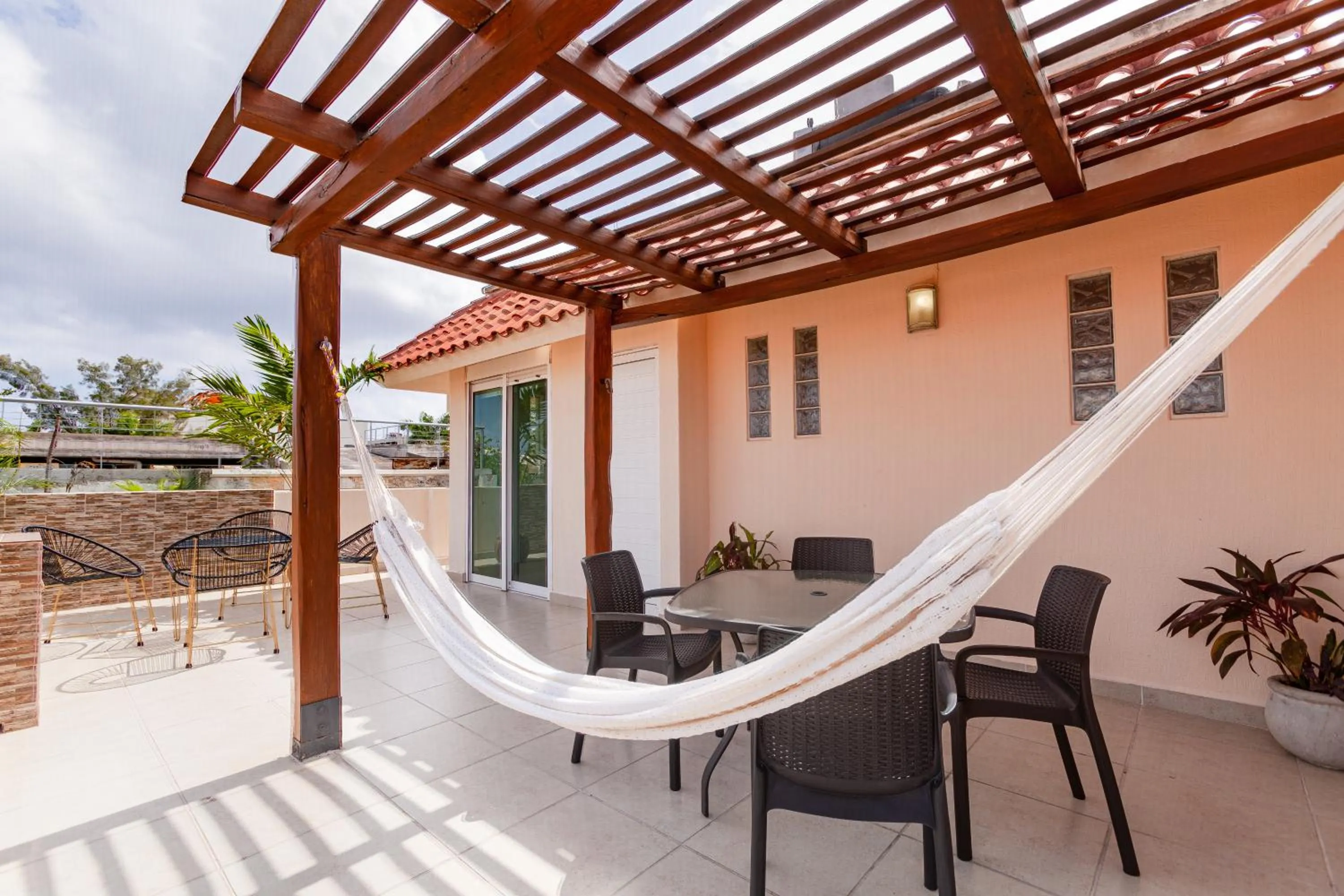 Day in Via Tendenza Condos