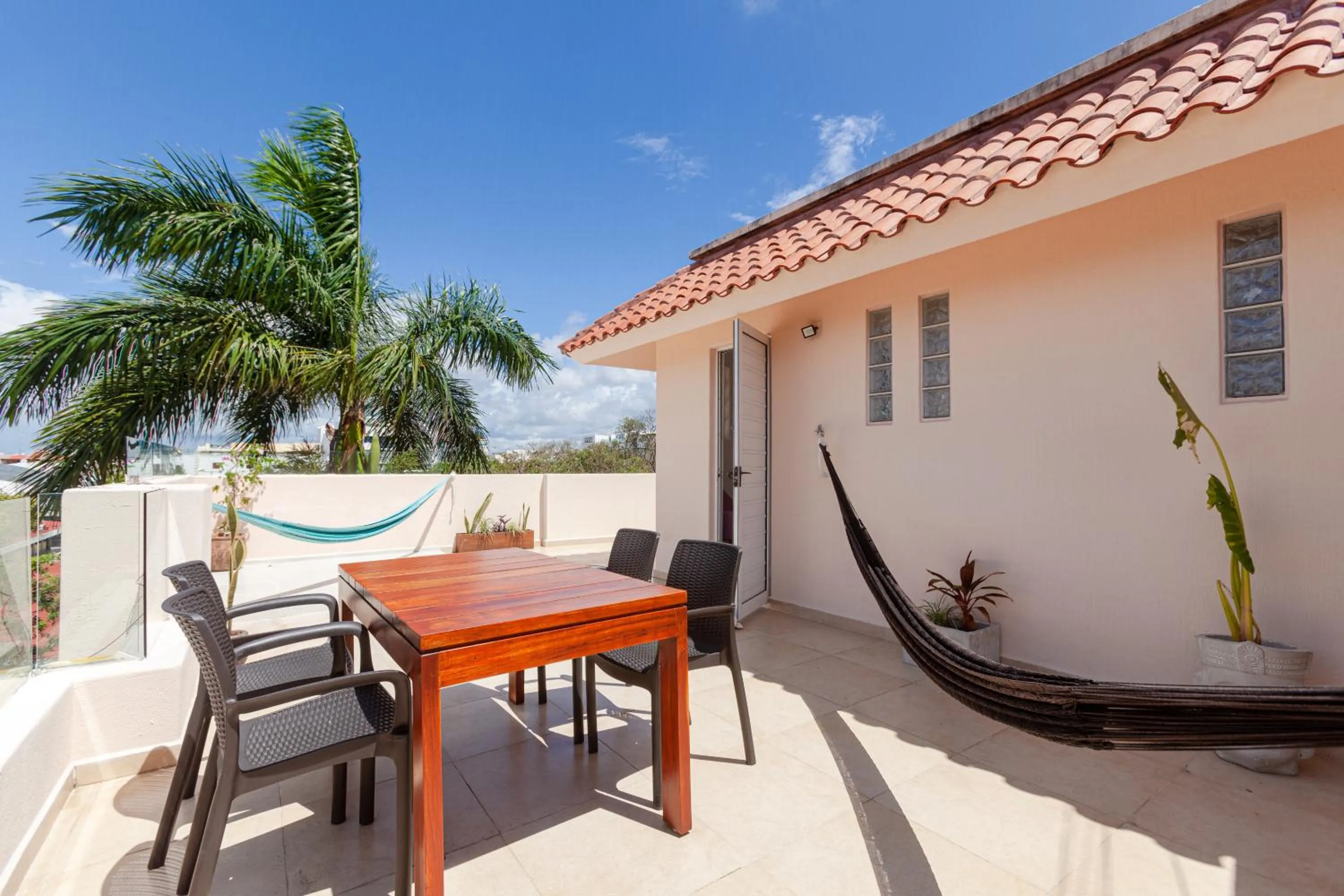 Day in Via Tendenza Condos