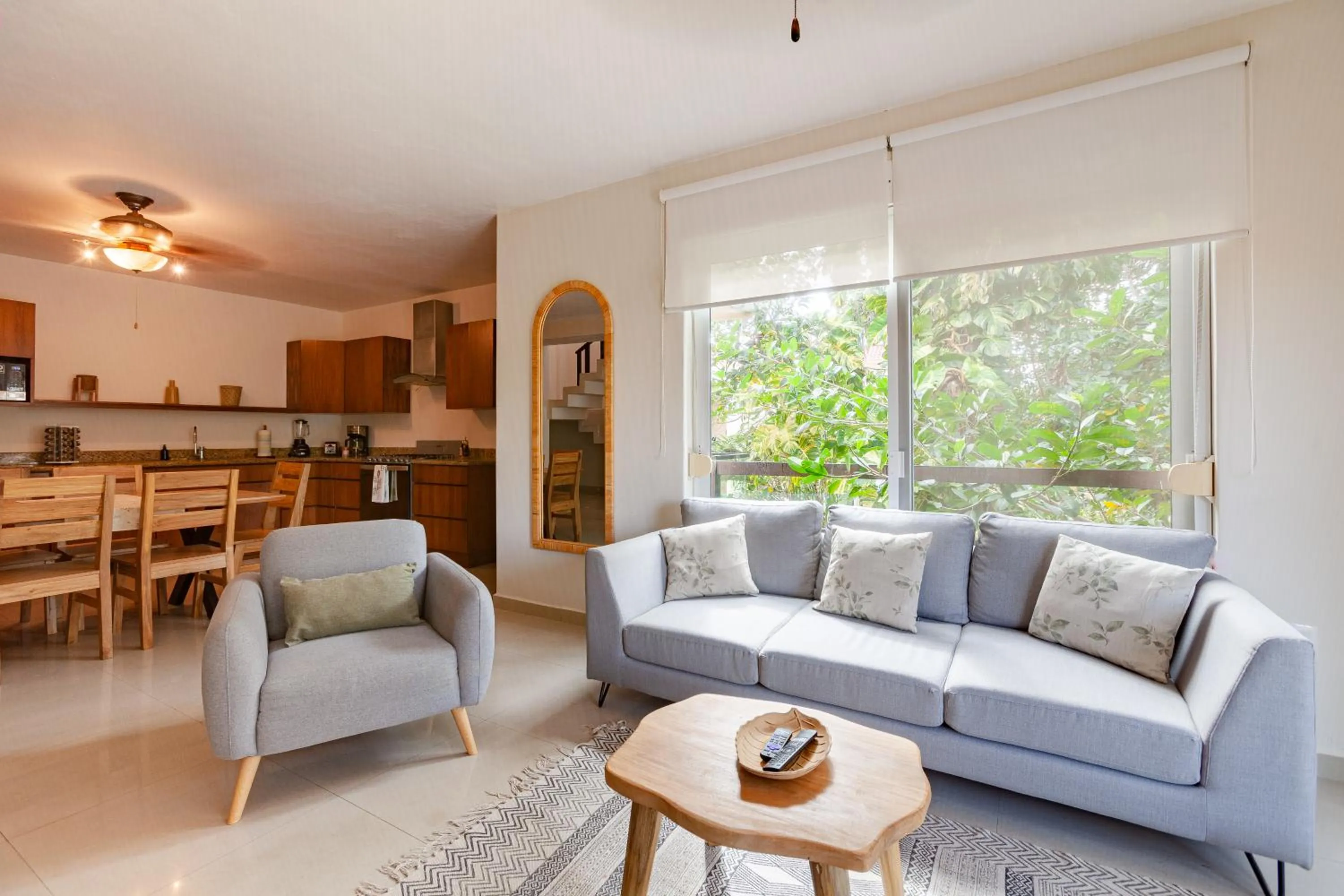 Kitchen or kitchenette in Via Tendenza Condos