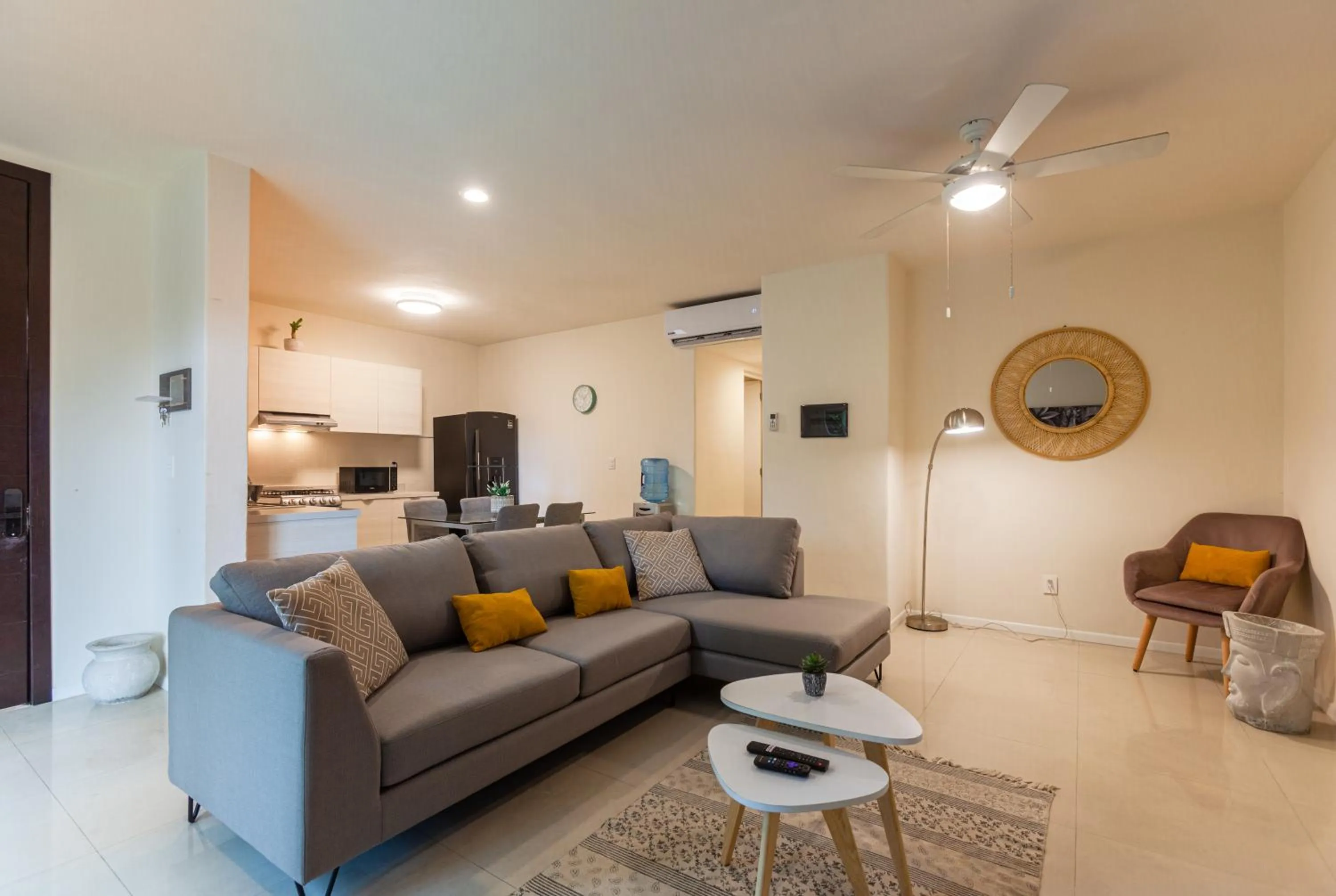 TV and multimedia in Via Tendenza Condos