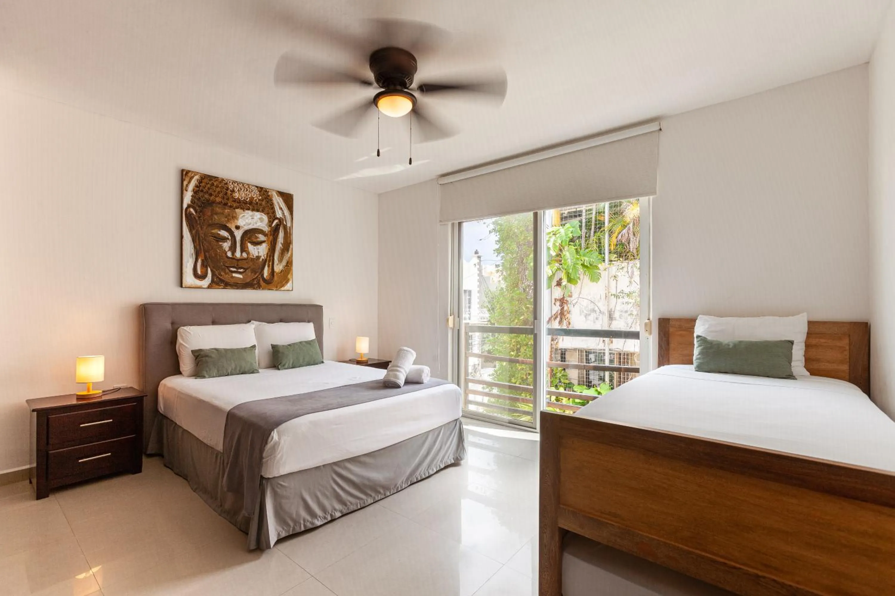 Bed in Via Tendenza Condos