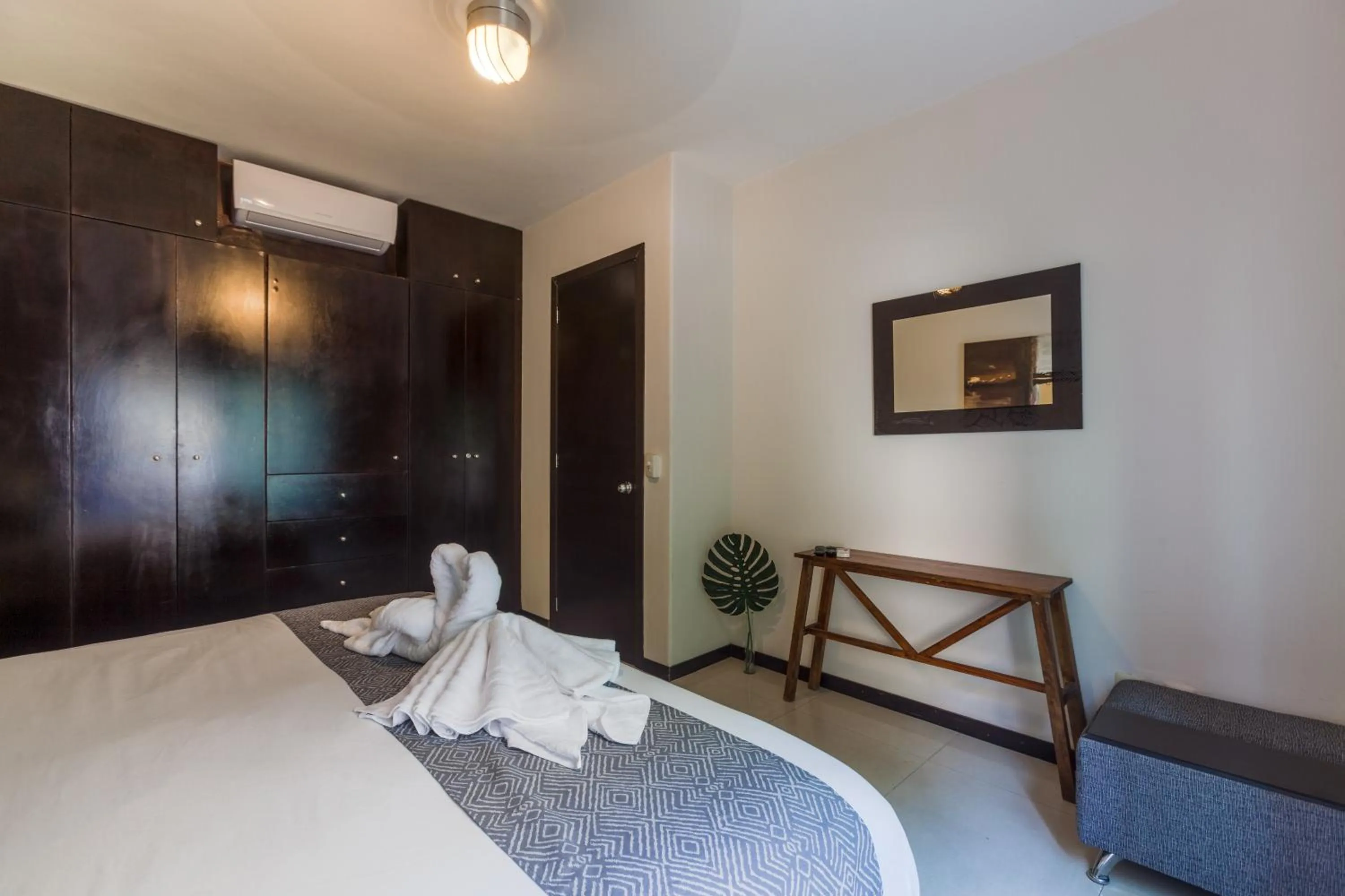 Bed in Via Tendenza Condos