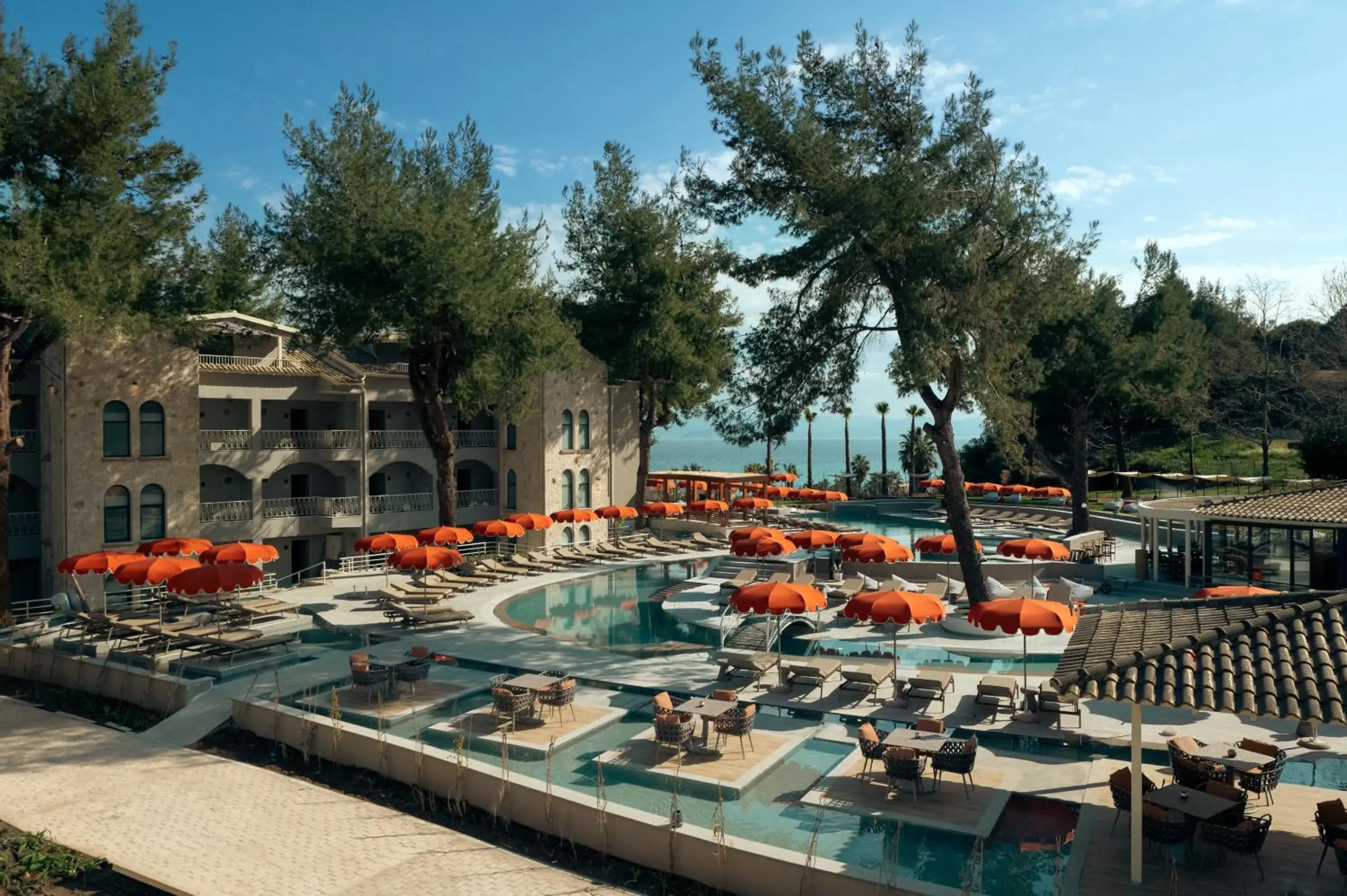 Zeus Eleva Kassandra Lagoon Zeus Eleva Kassandra Lagoon